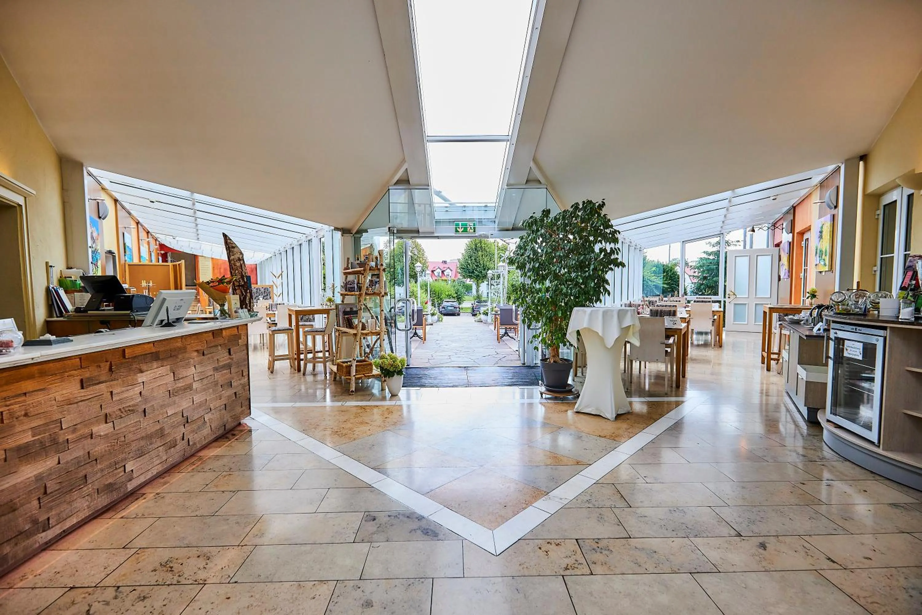 Lobby or reception in Flair Hotel Zum Schwarzen Reiter