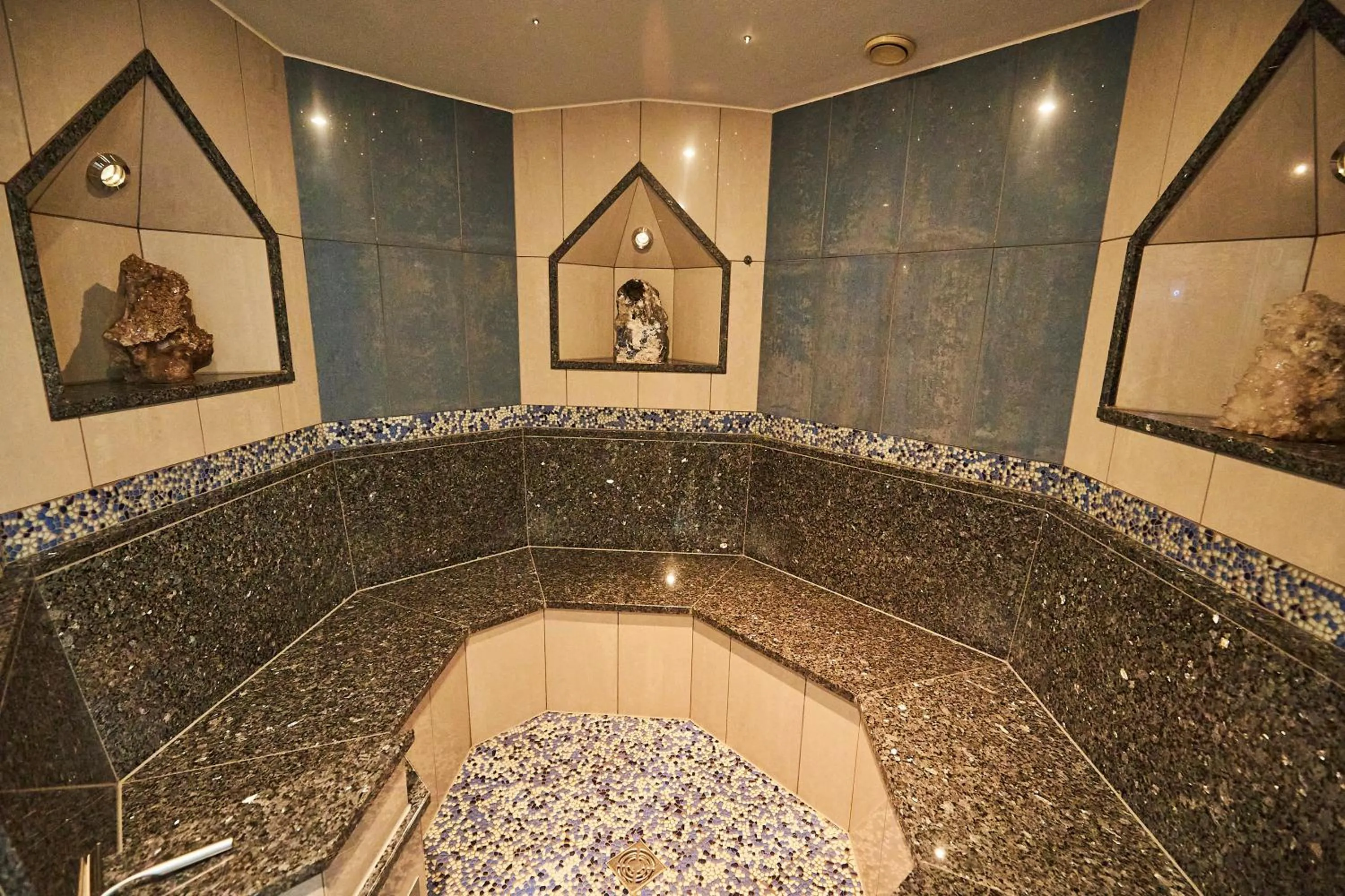 Steam room in Flair Hotel Zum Schwarzen Reiter