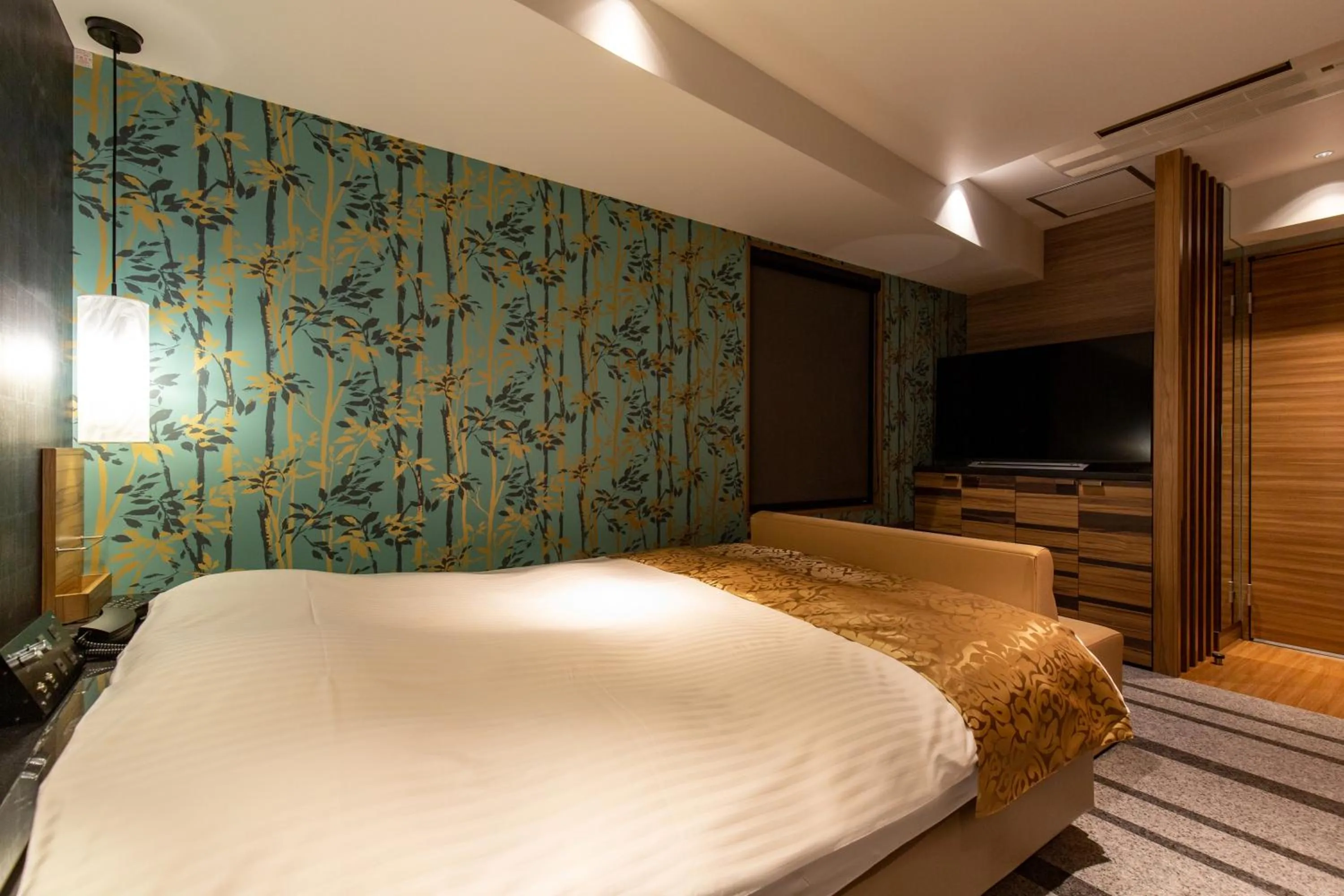 Bed in Hotel Karuta Akasaka -Adult only-