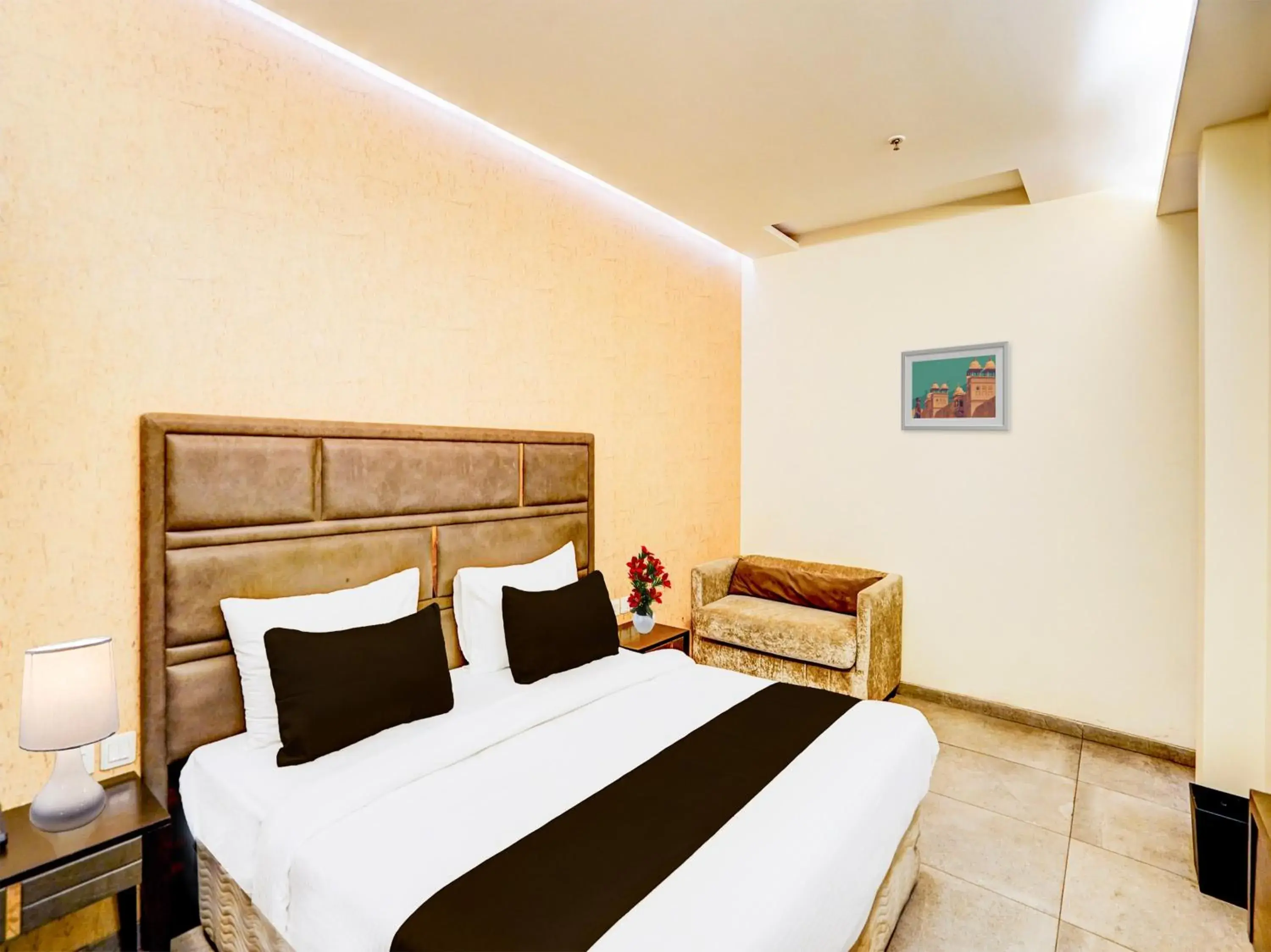 Bedroom, Bed in Super Townhouse Pitampura West Enclave Bedroom, Bed in Super Townhouse Pitampura West Enclave