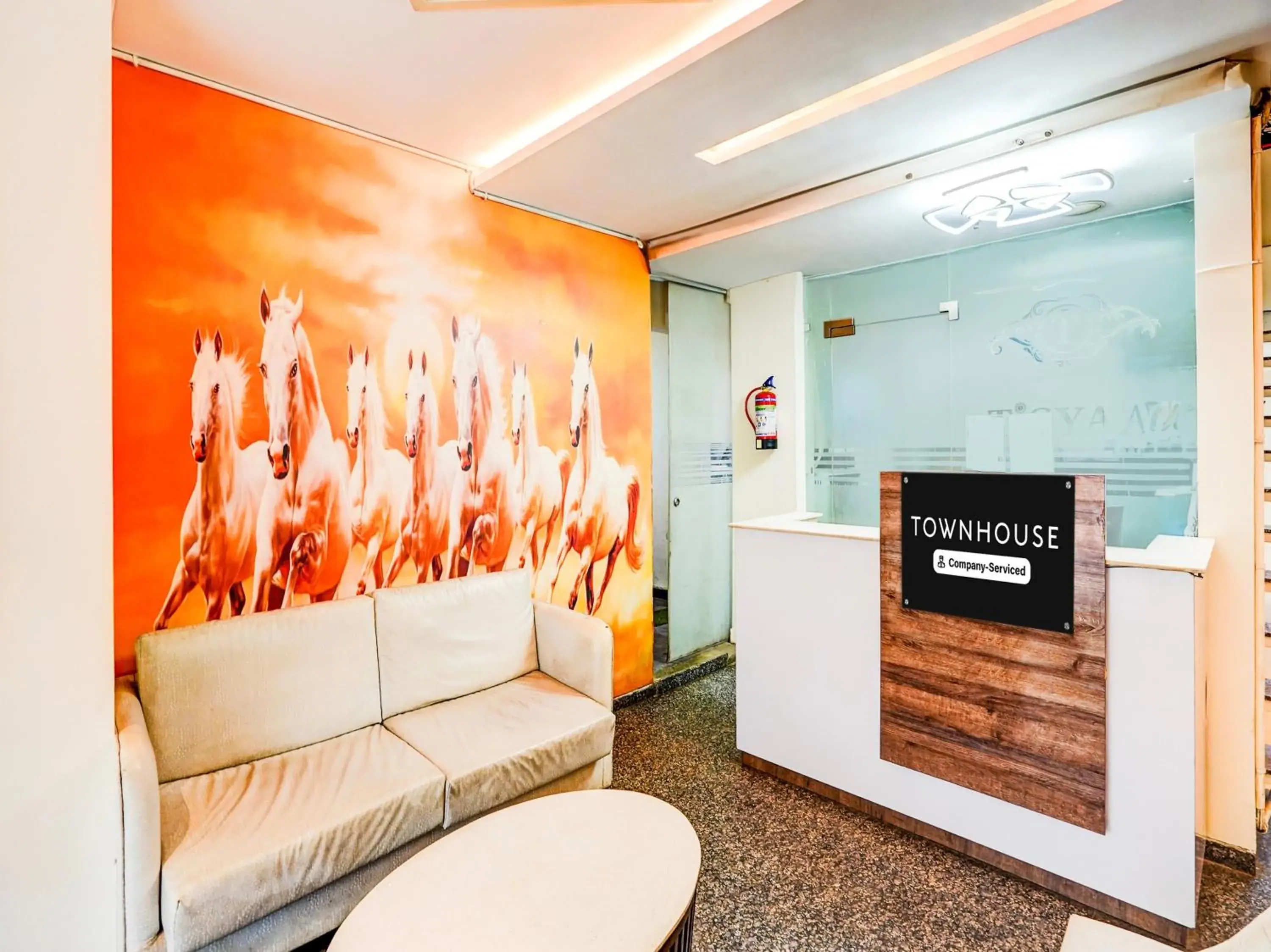 Lobby or reception in Super Townhouse Pitampura West Enclave Lobby or reception in Super Townhouse Pitampura West Enclave