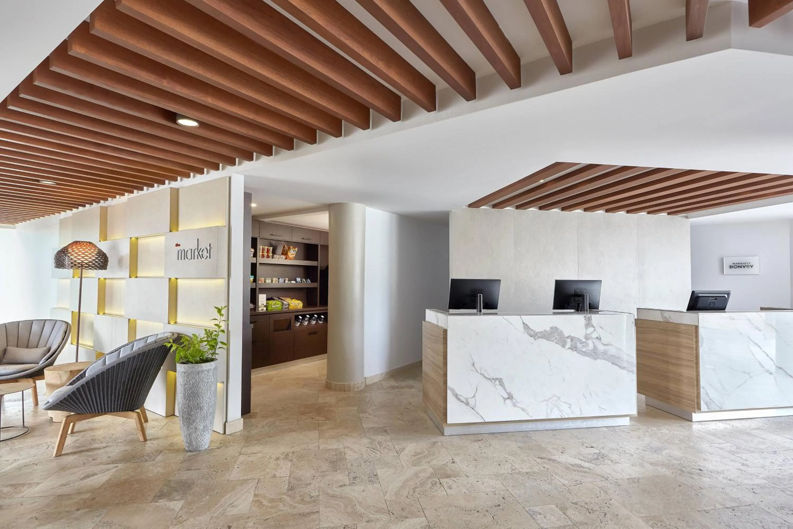 Lobby or reception in Courtyard by Marriott Aruba Resort