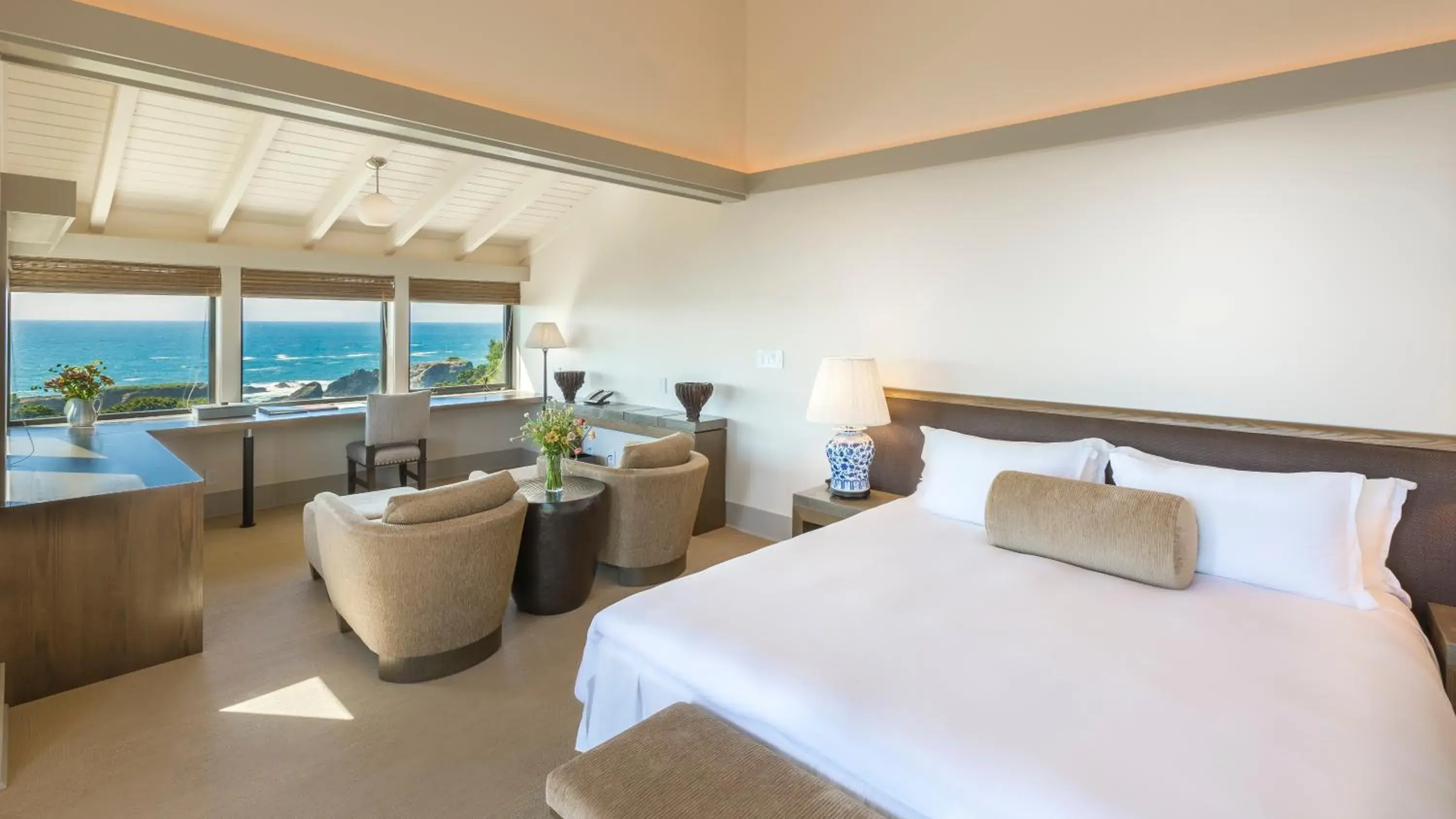 Photo of the whole room, Bed in Heritage House Resort & Spa Photo of the whole room, Bed in Heritage House Resort & Spa