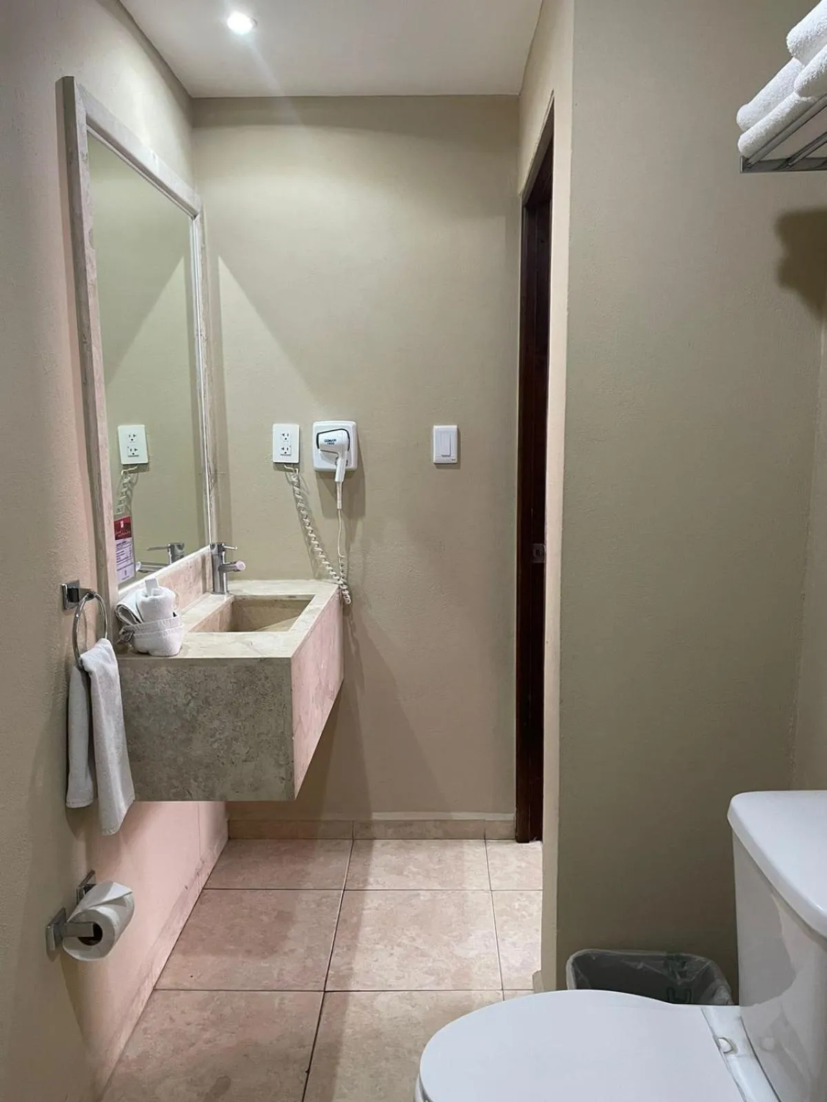 Bathroom in Hotel San Francisco