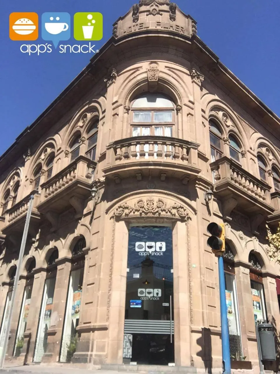 Restaurant/places to eat in Hotel San Francisco