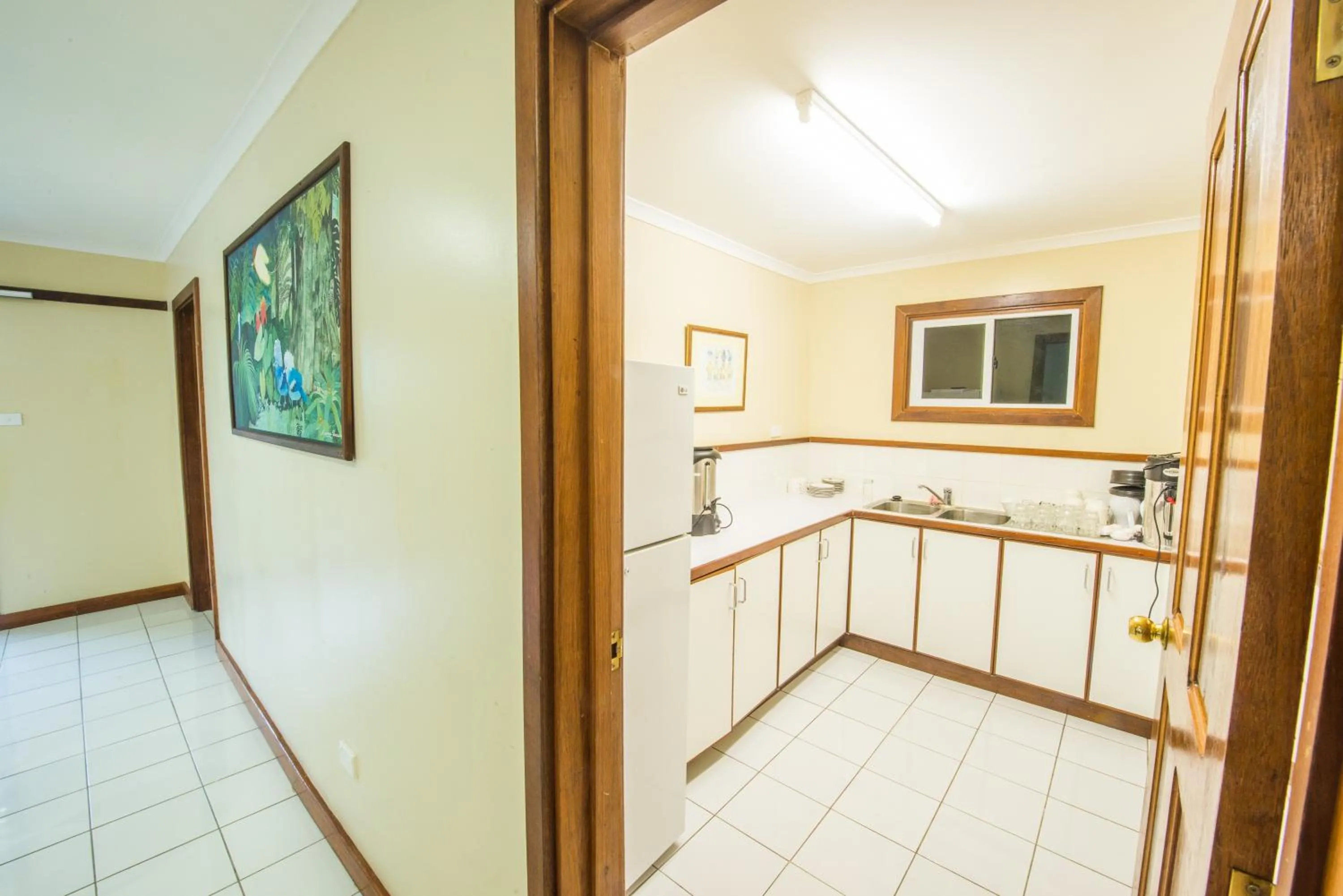 Kitchen or kitchenette in Madang Resort