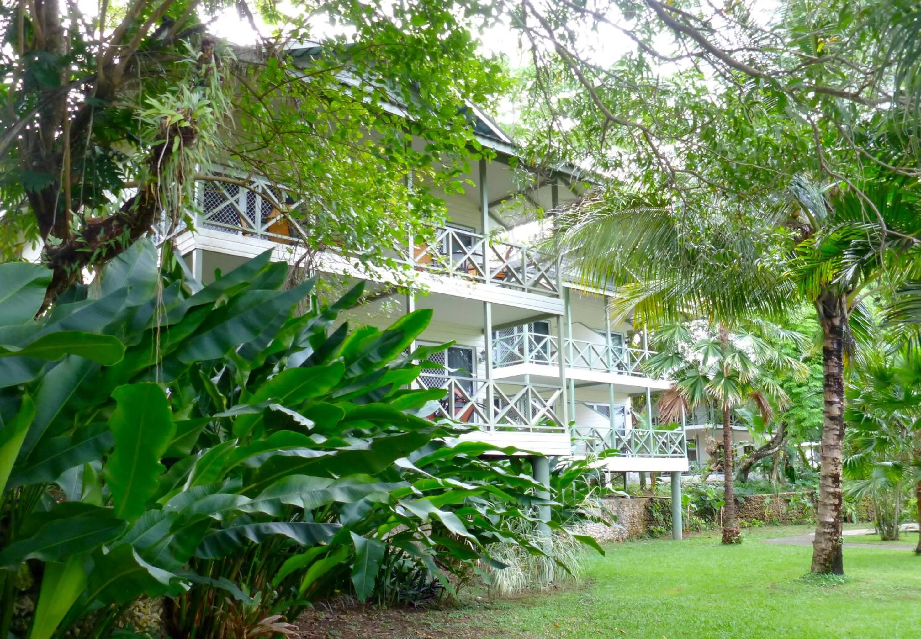 Facade/entrance in Madang Resort