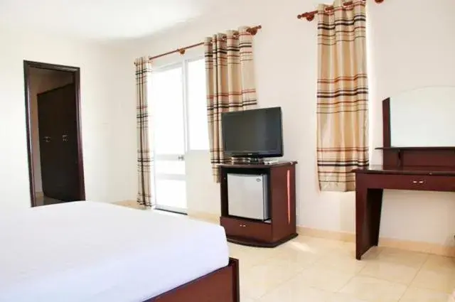 Bed in Long Beach Hotel Bed in Long Beach Hotel