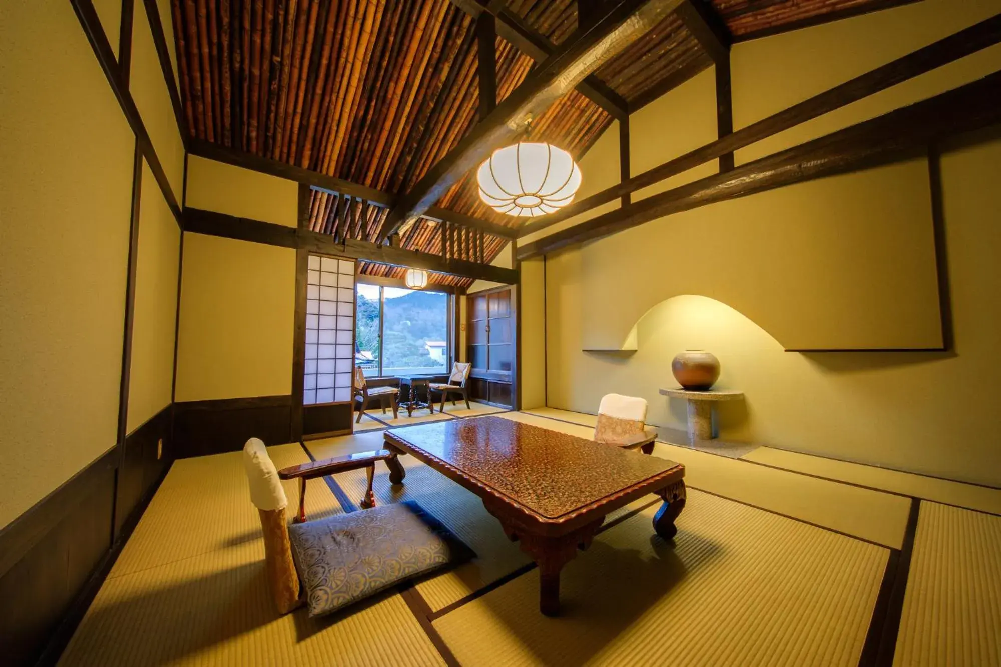 Superior Japanese-Style Room with Hot Spring Bath and Mountain View in Shirakabe Superior Japanese-Style Room with Hot Spring Bath and Mountain View in Shirakabe