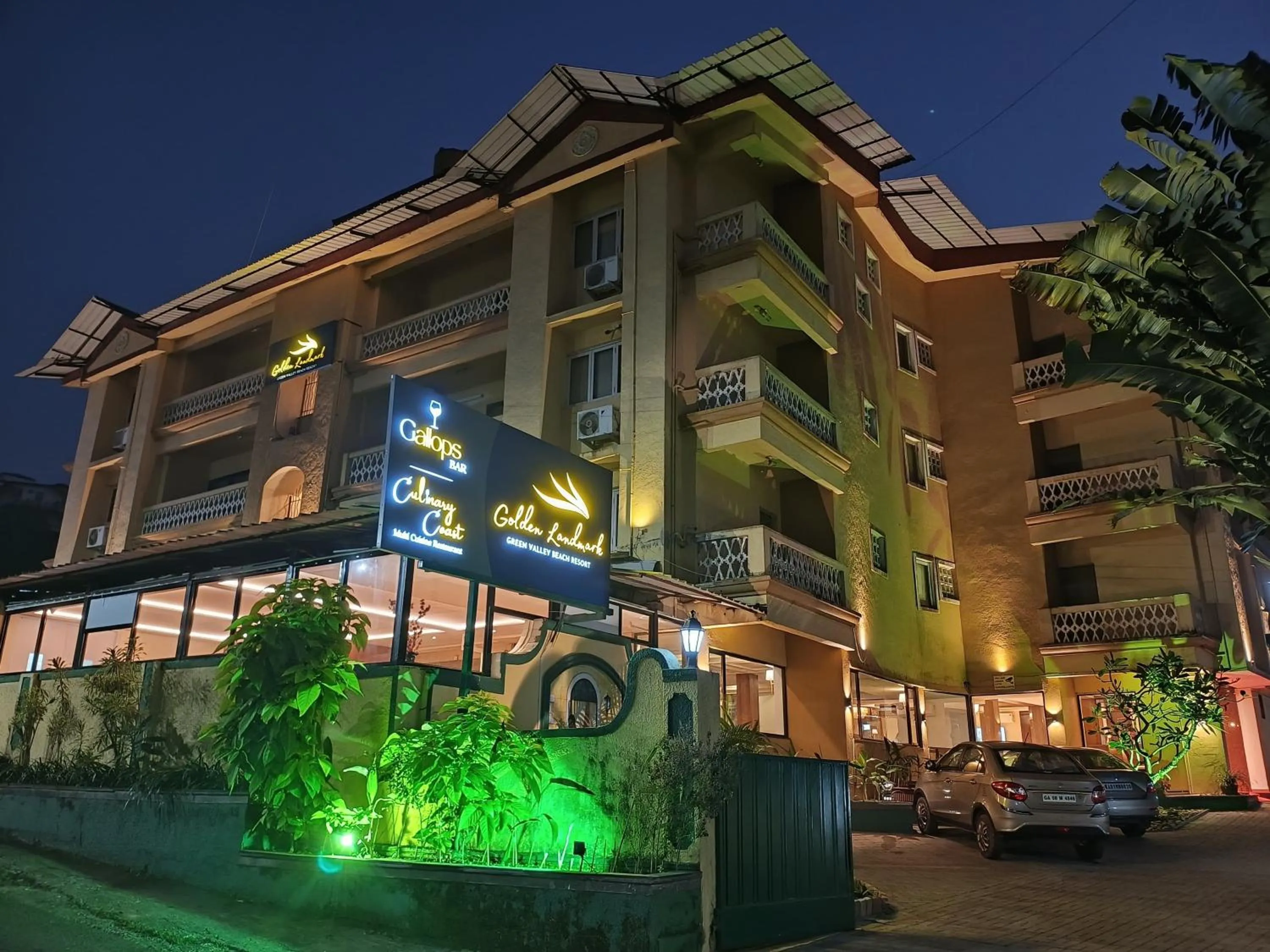 Facade/entrance in Golden Landmark Green Valley Beach Resort