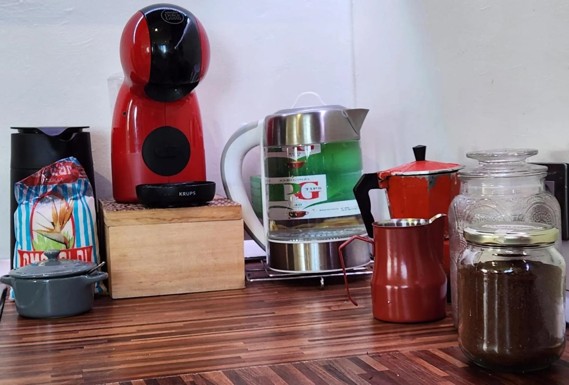 Coffee/tea facilities in Salvia BnB, Habitaciones con Banos Privados