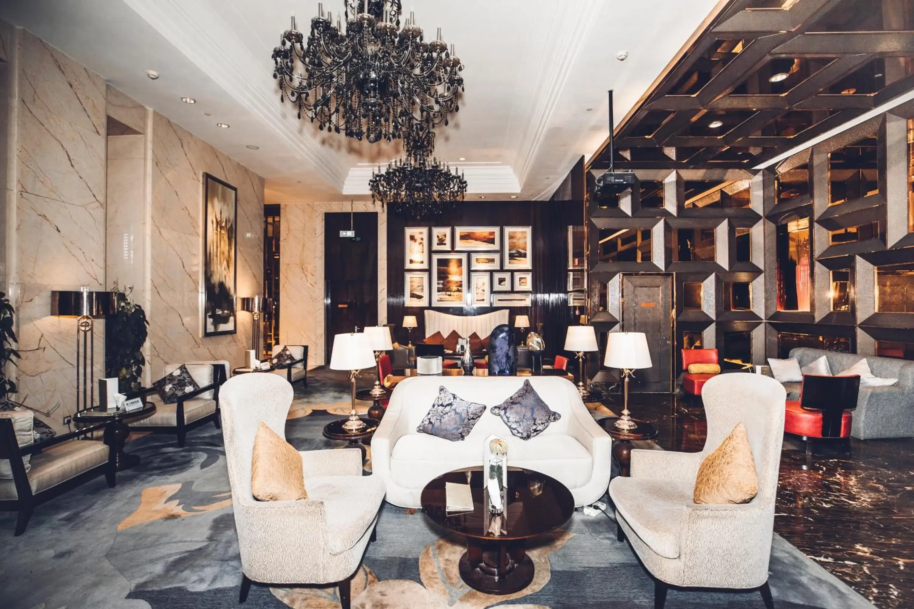 Lounge or bar in Wanda Realm Dandong Lounge or bar in Wanda Realm Dandong