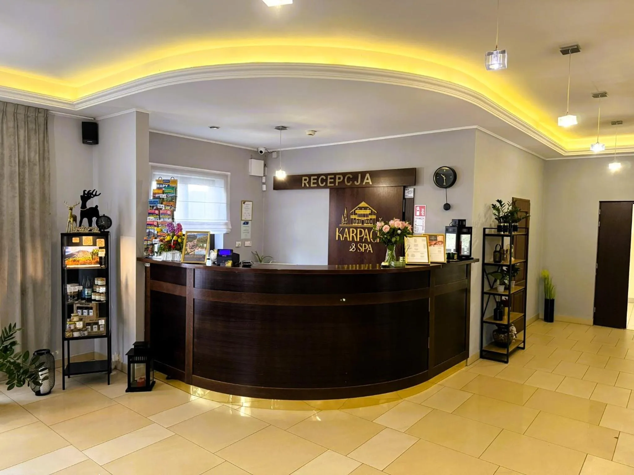 Lobby or reception in Karpacki & SPA