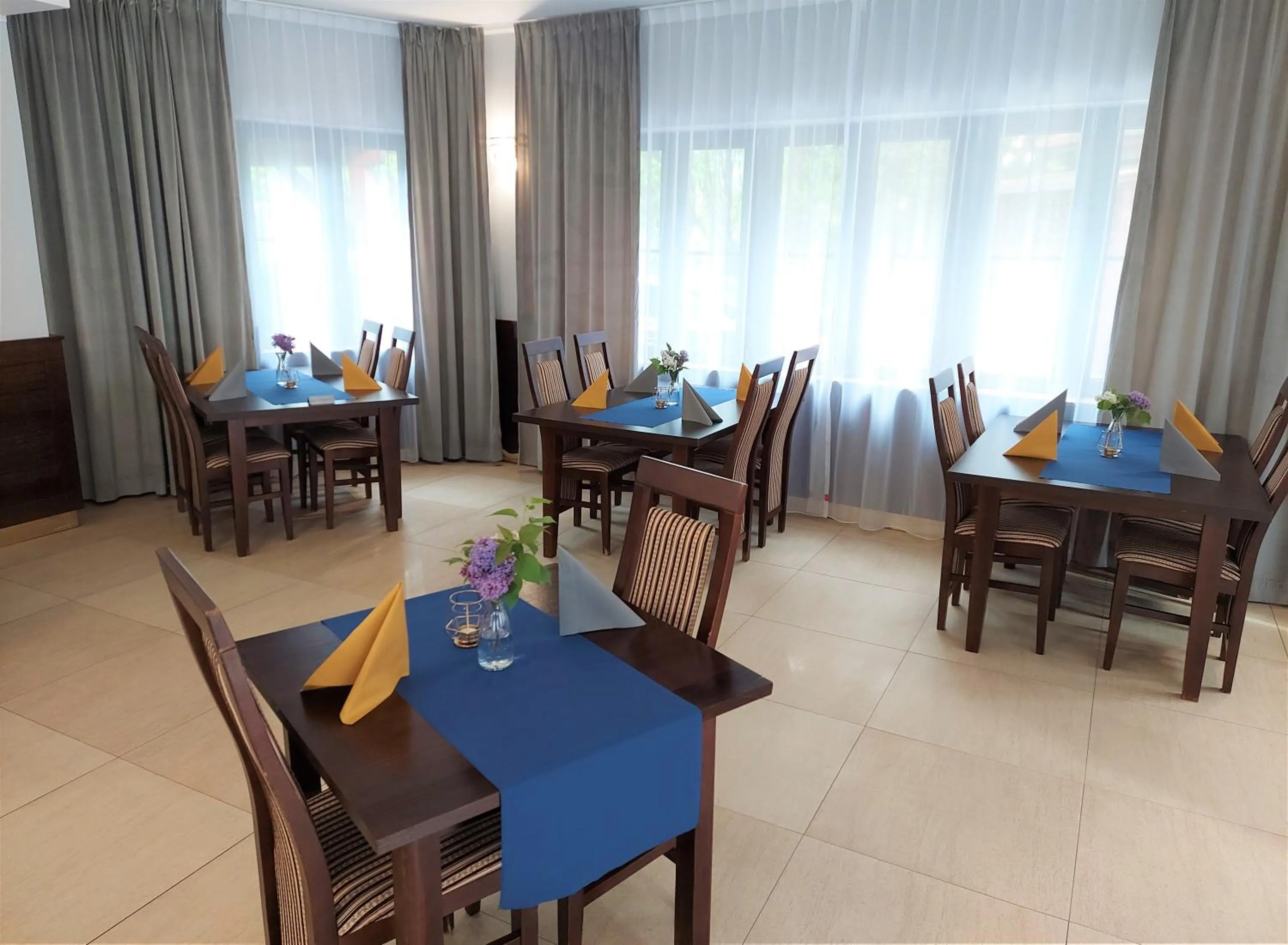 Restaurant/places to eat in Karpacki & SPA