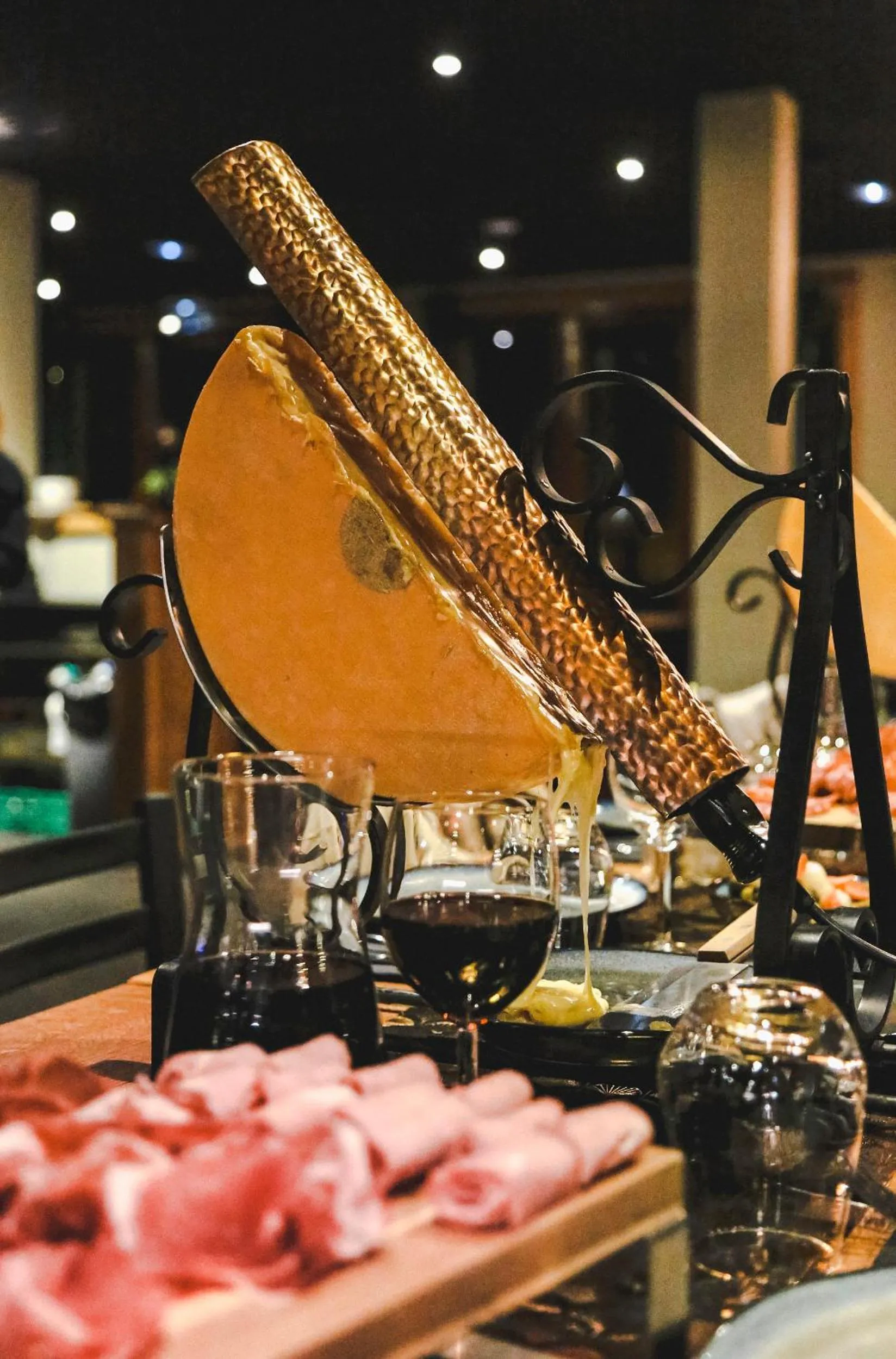 Food and drinks in Hotel Du Lac