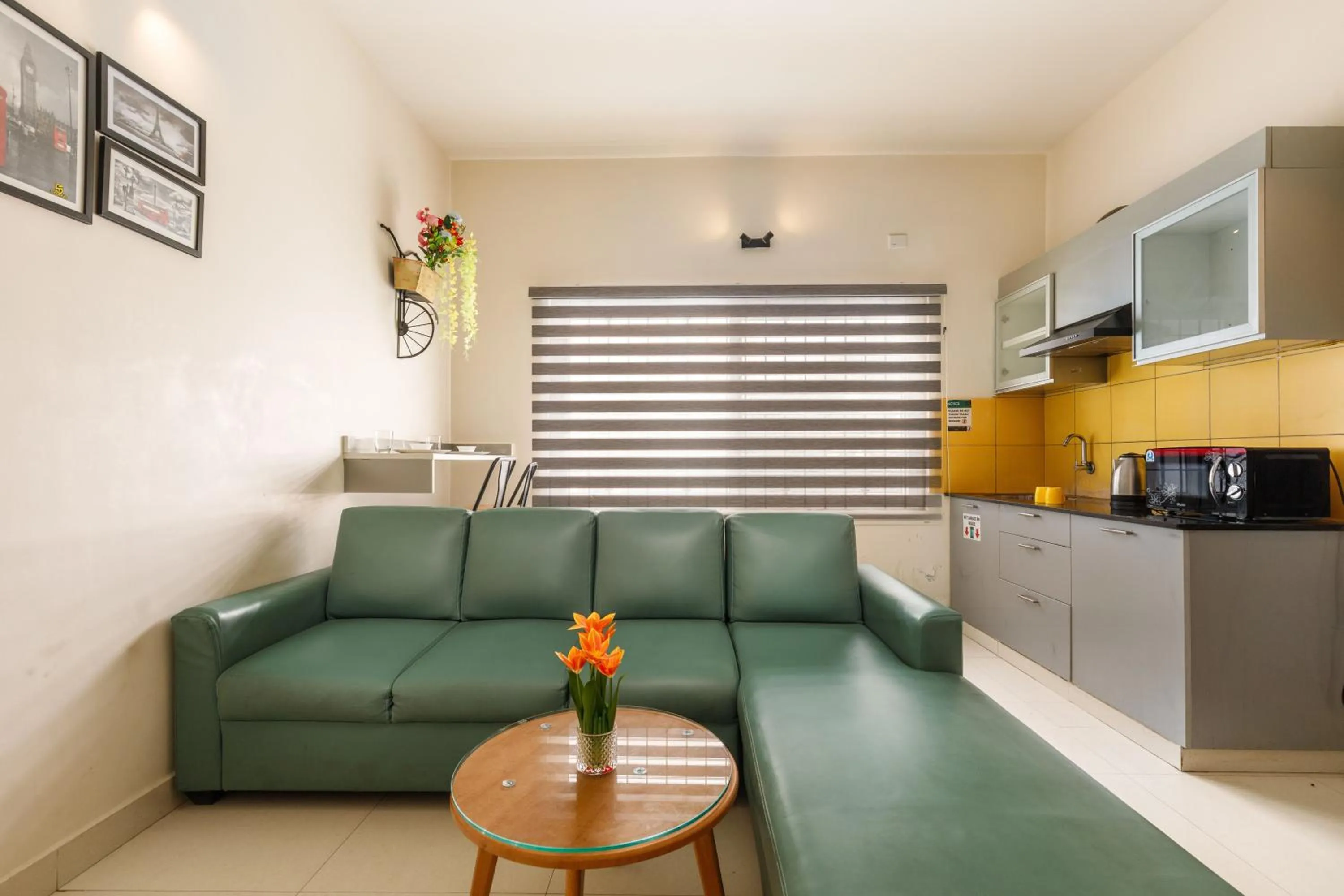 Eiffel Suites - Kammanahalli