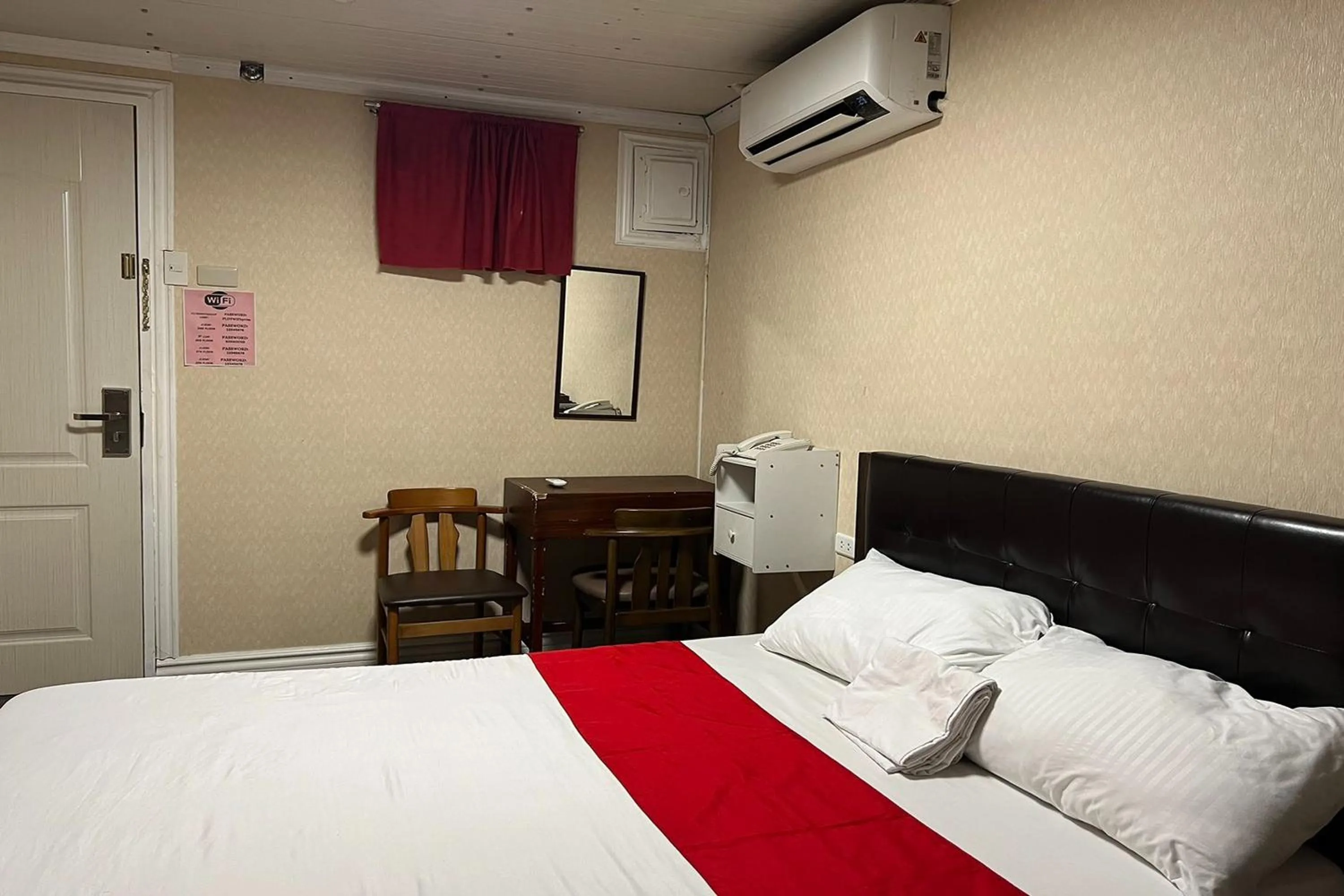 Bedroom in Remedios Hotel Manila City Center