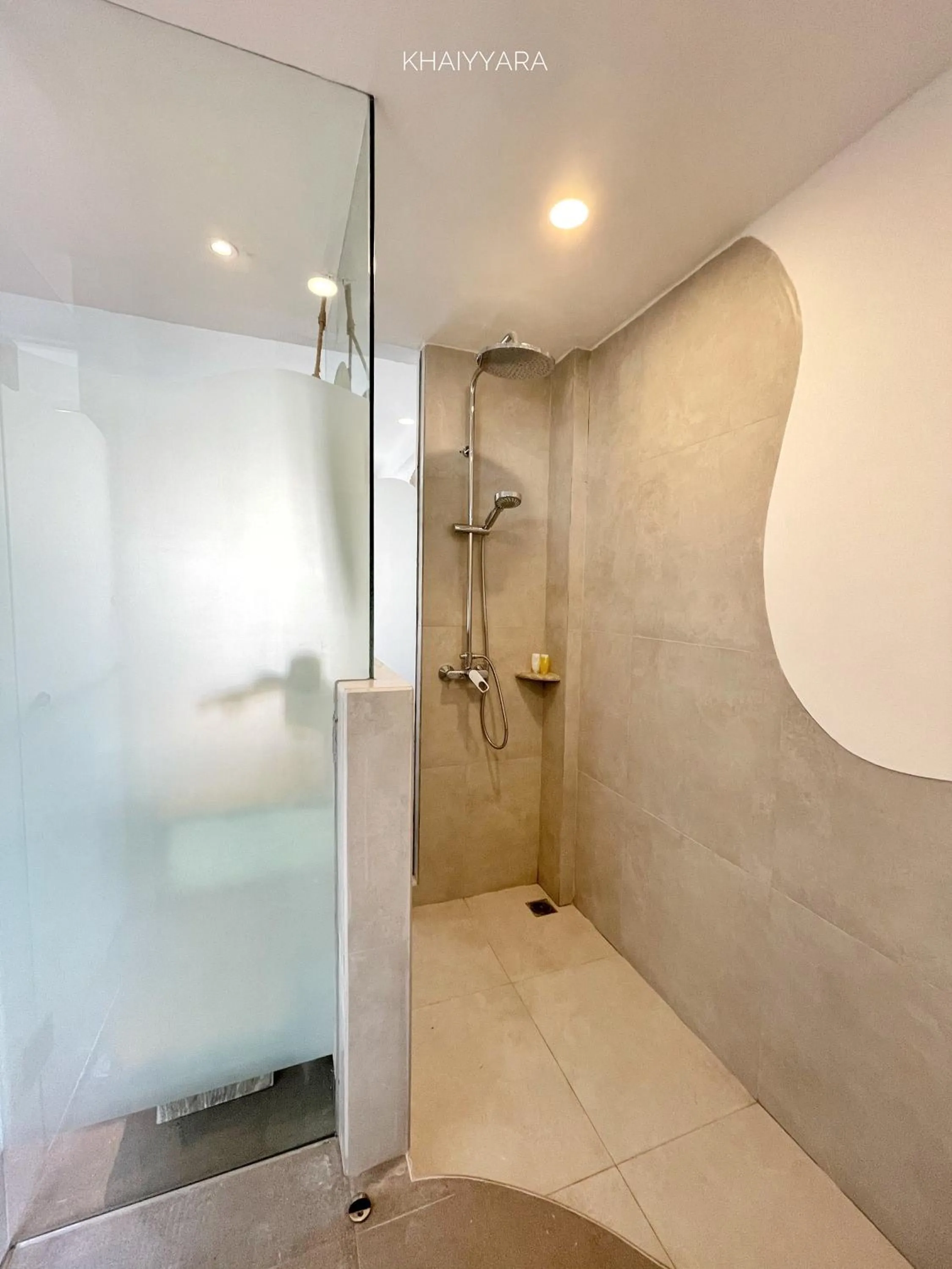 Shower in Khaiyyara Jimbaran Bali