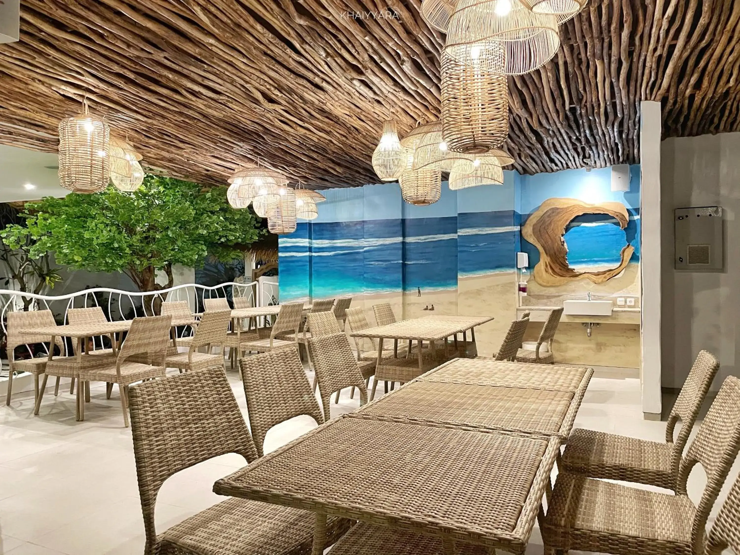 Restaurant/places to eat in Khaiyyara Jimbaran Bali Restaurant/places to eat in Khaiyyara Jimbaran Bali