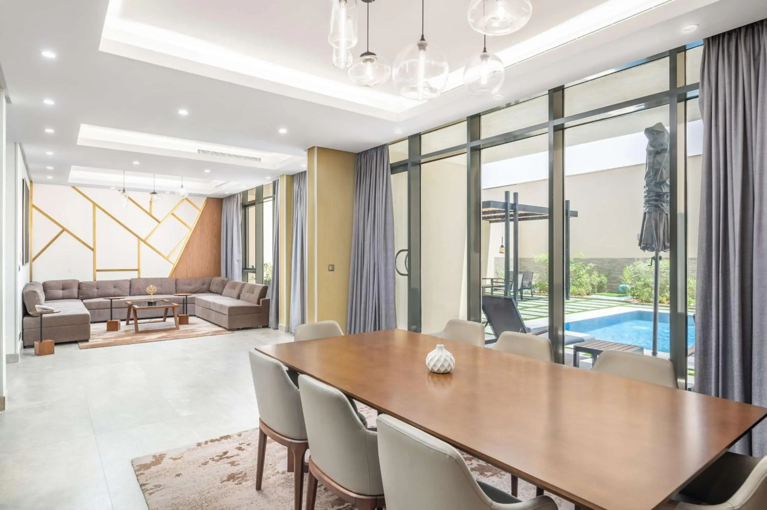 Restaurant/places to eat in Radisson Blu Hotel Riyadh Qurtuba Restaurant/places to eat in Radisson Blu Hotel Riyadh Qurtuba