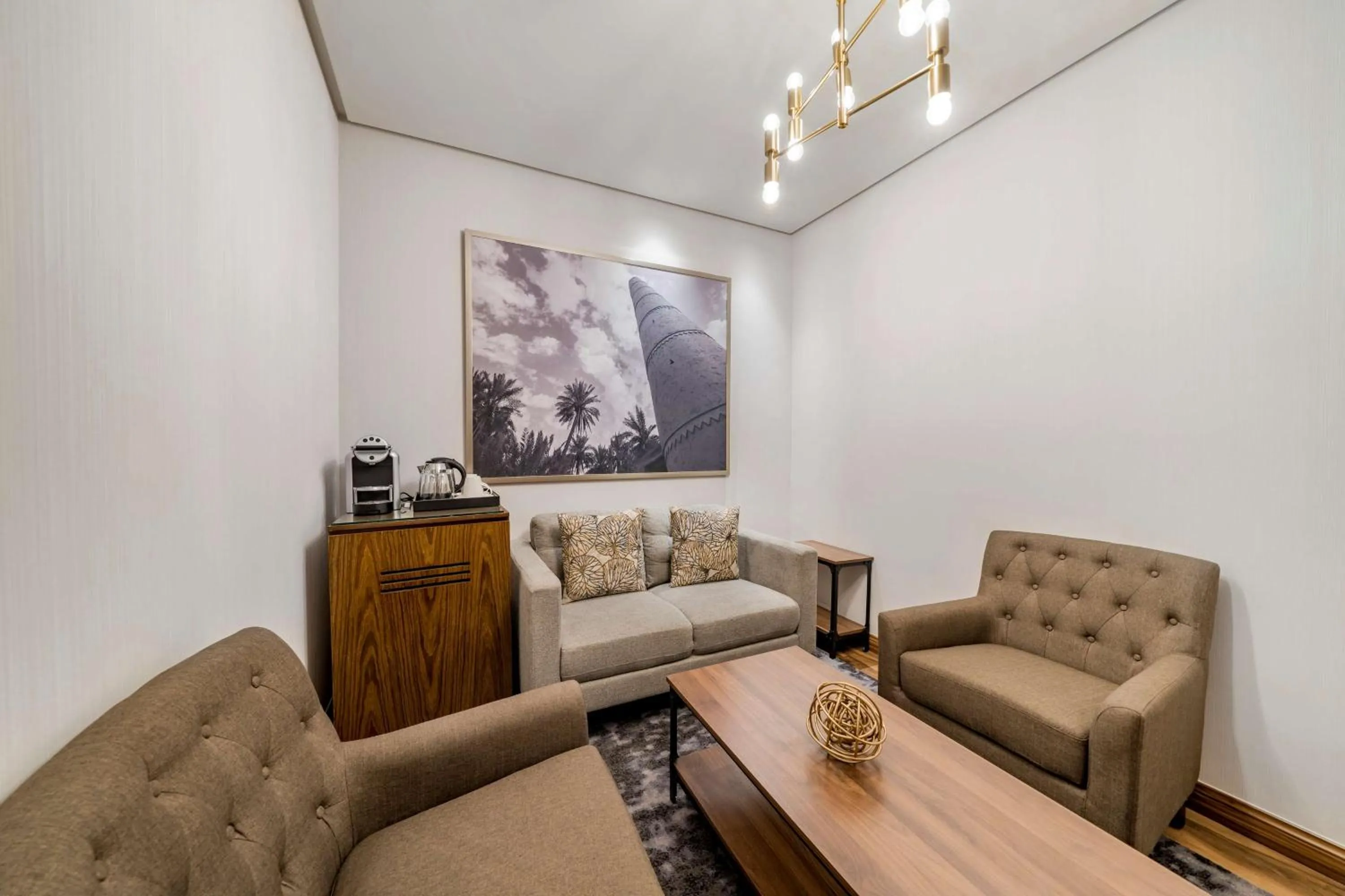 Living room in Radisson Blu Hotel Riyadh Qurtuba