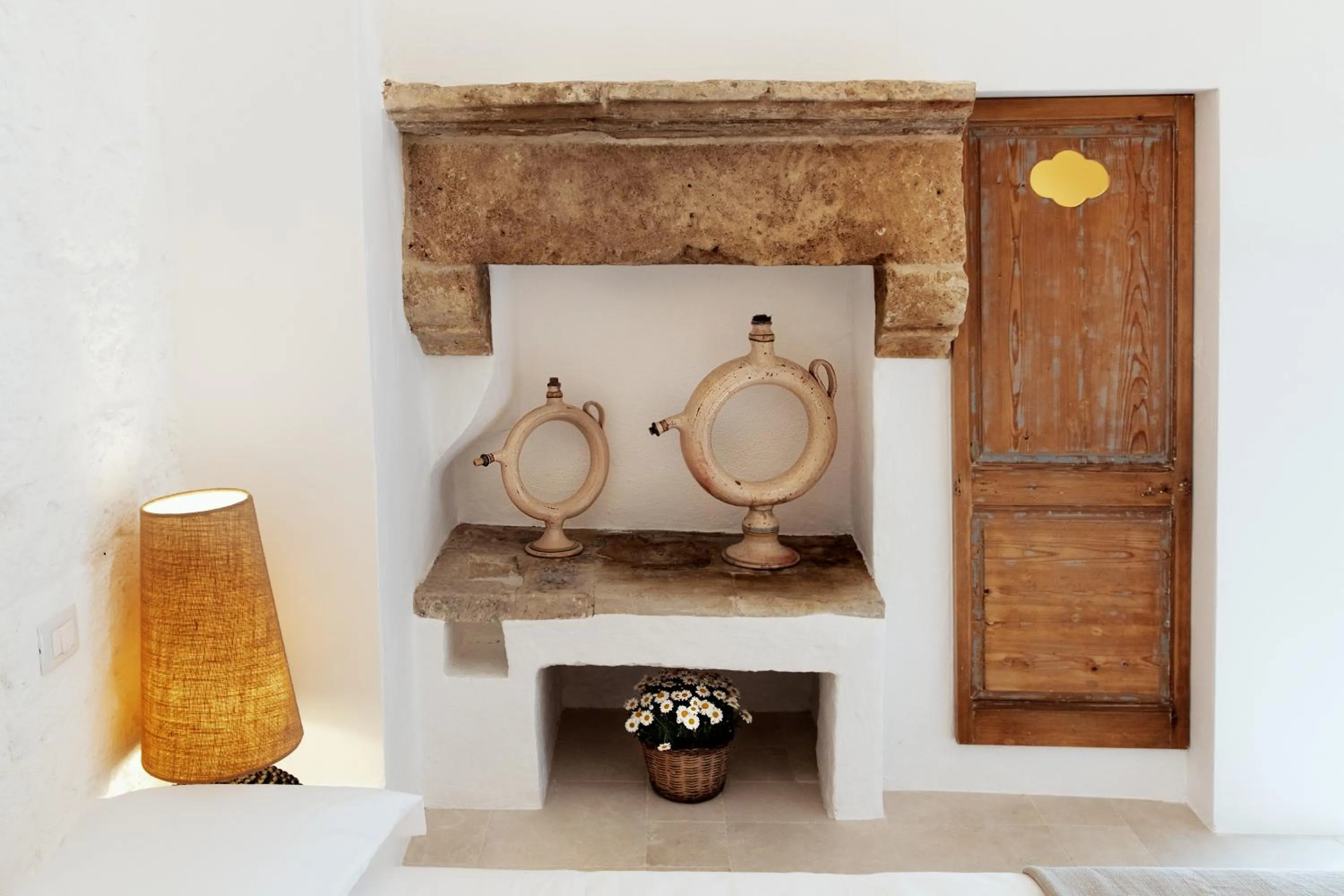 Decorative detail in Corte Manfredi