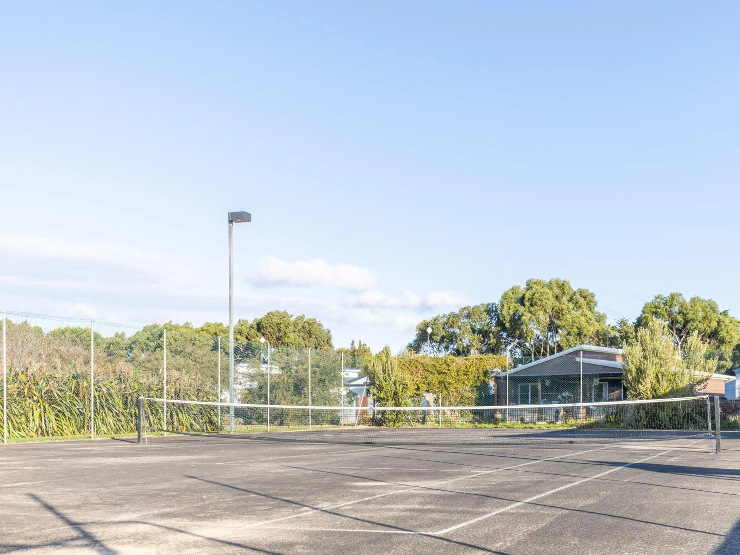 Tennis court in NRMA Warrnambool Riverside Holiday Park