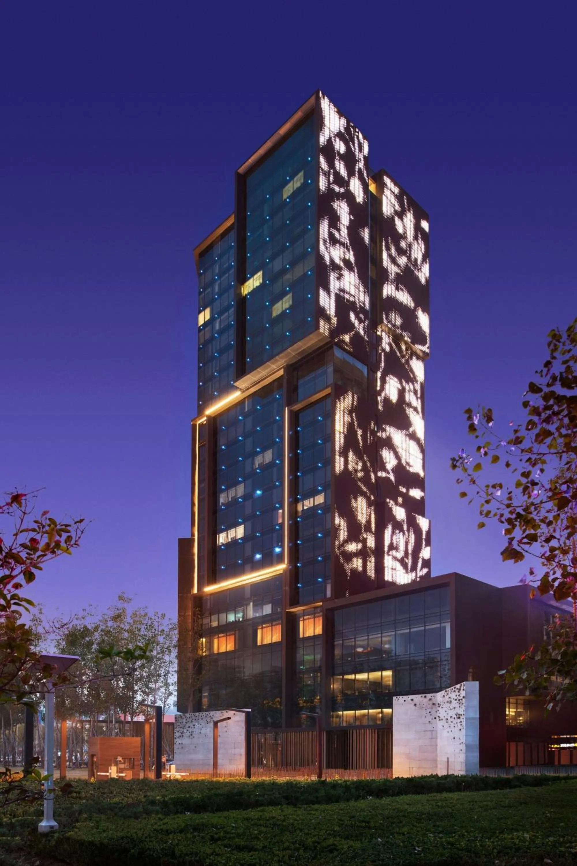 Property building in Le Meridien Zhengzhou