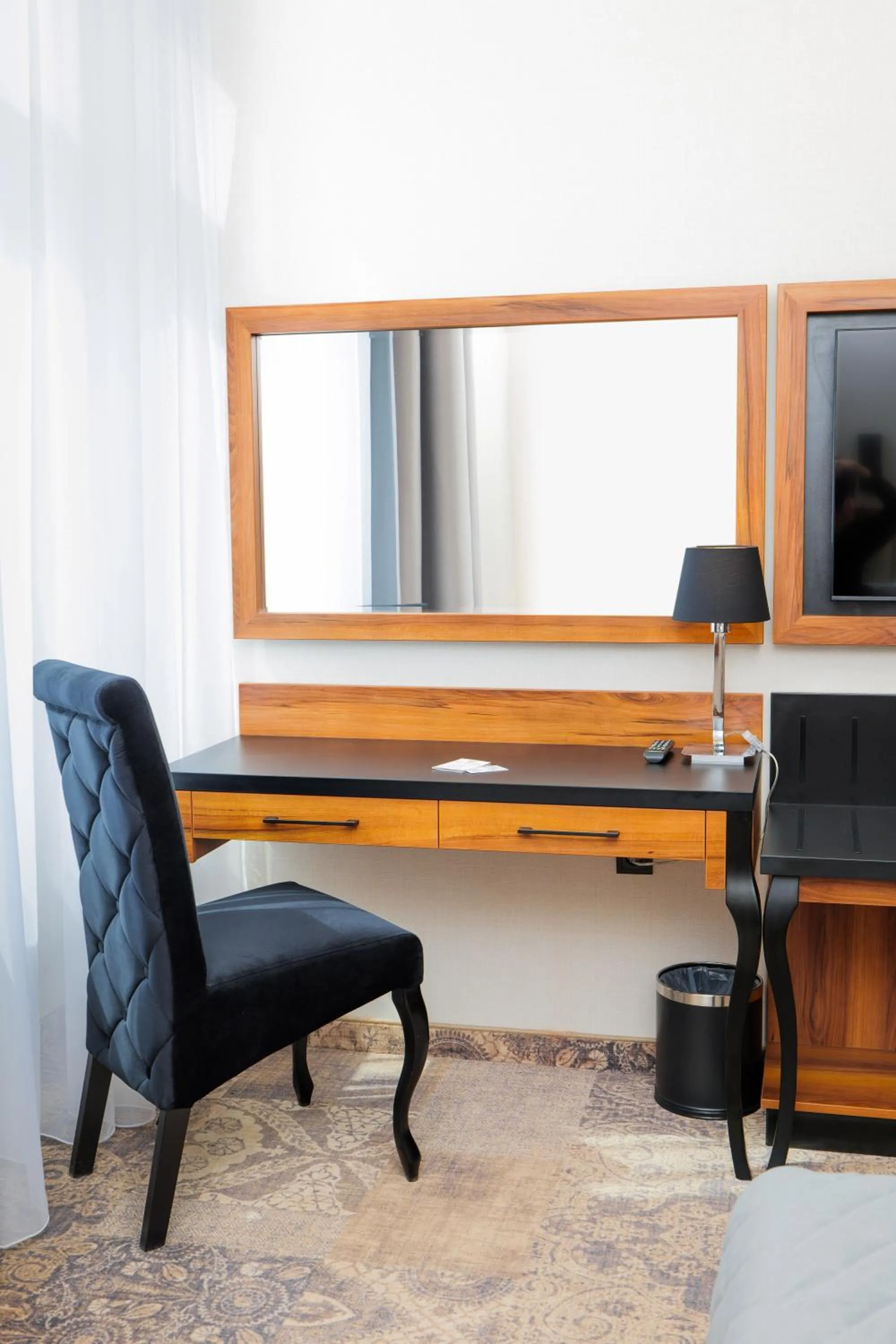 Photo of the whole room in Sky Hotel Kraków