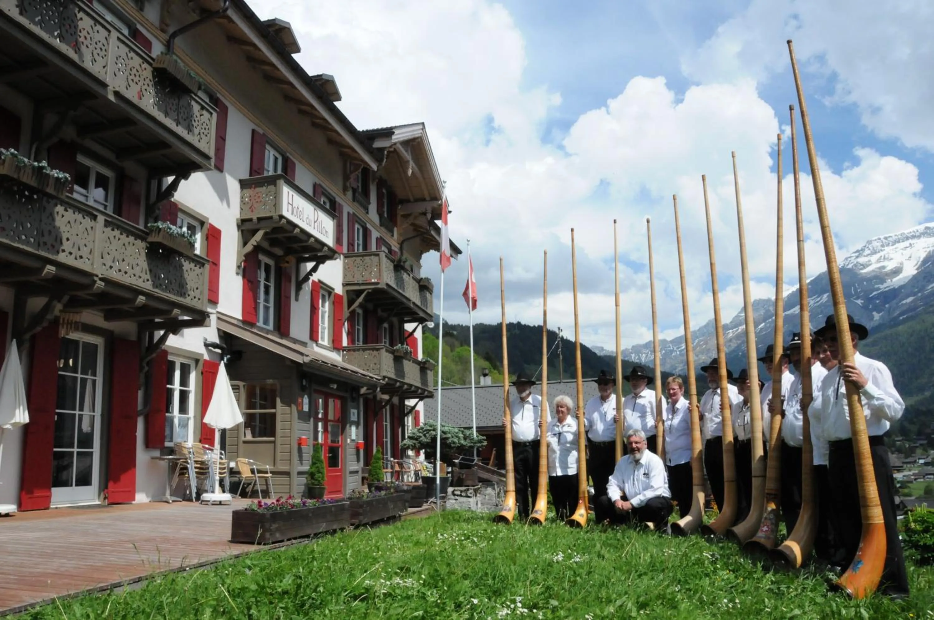 Entertainment in Historic Hotel du Pillon