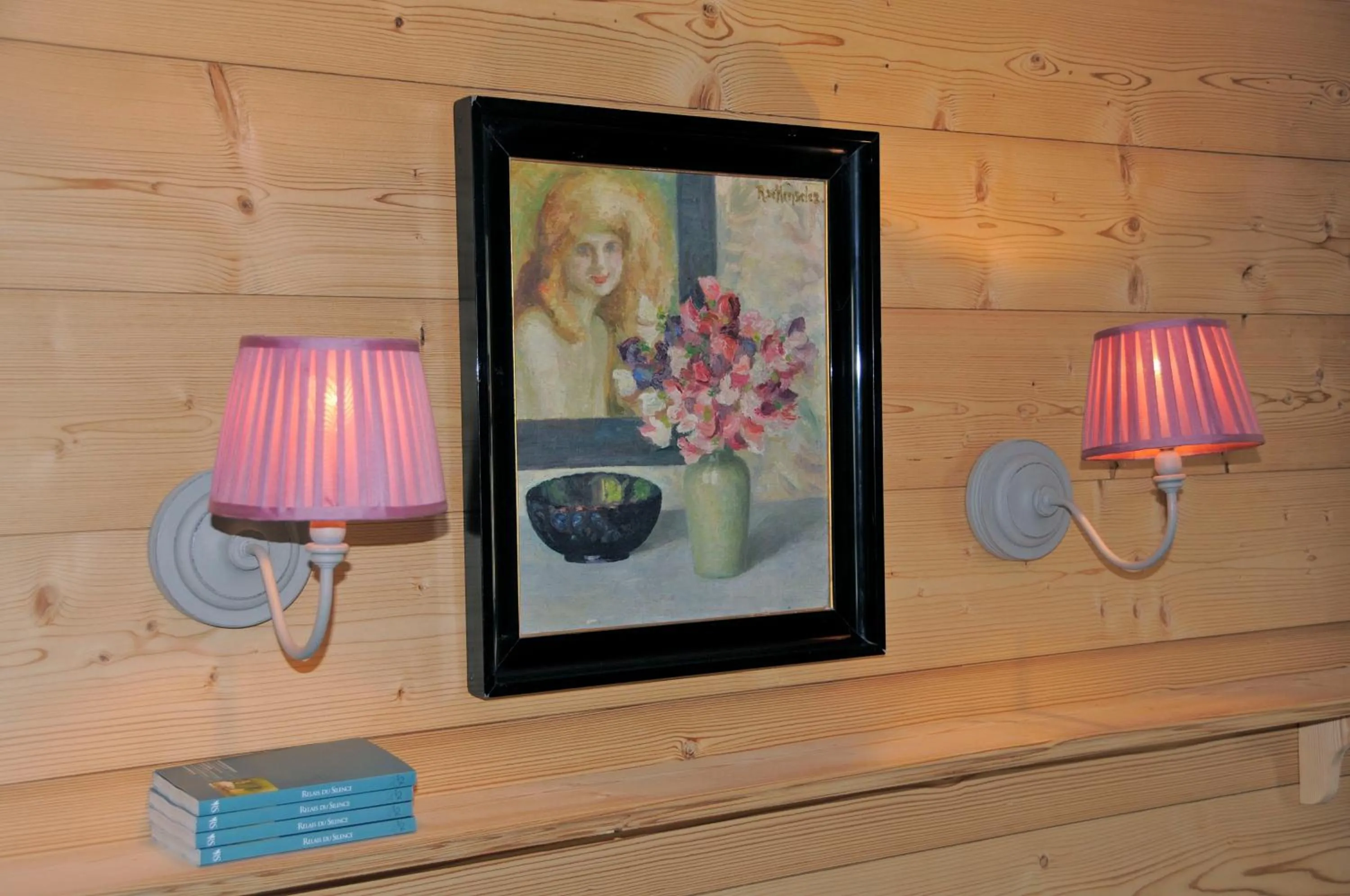 Decorative detail in Historic Hotel du Pillon