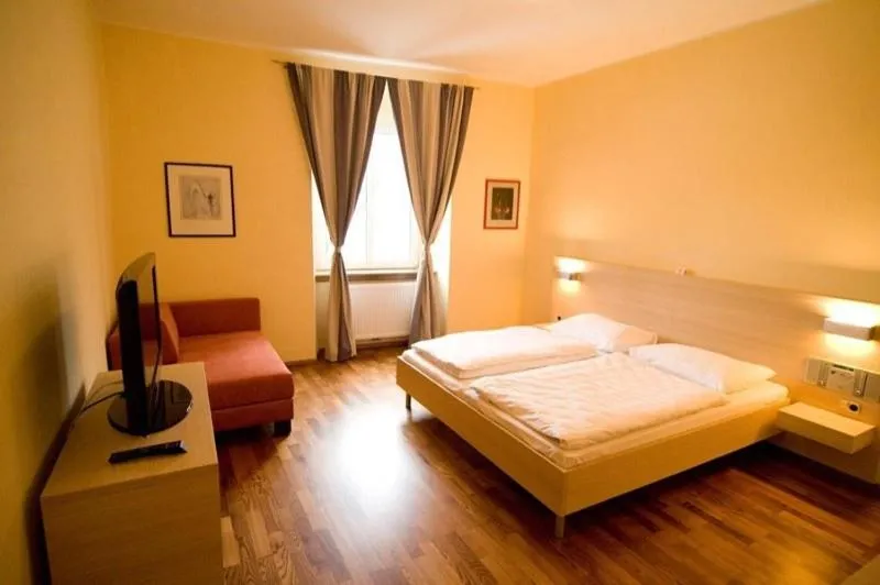 Bedroom, Bed in Gasthof Ludl