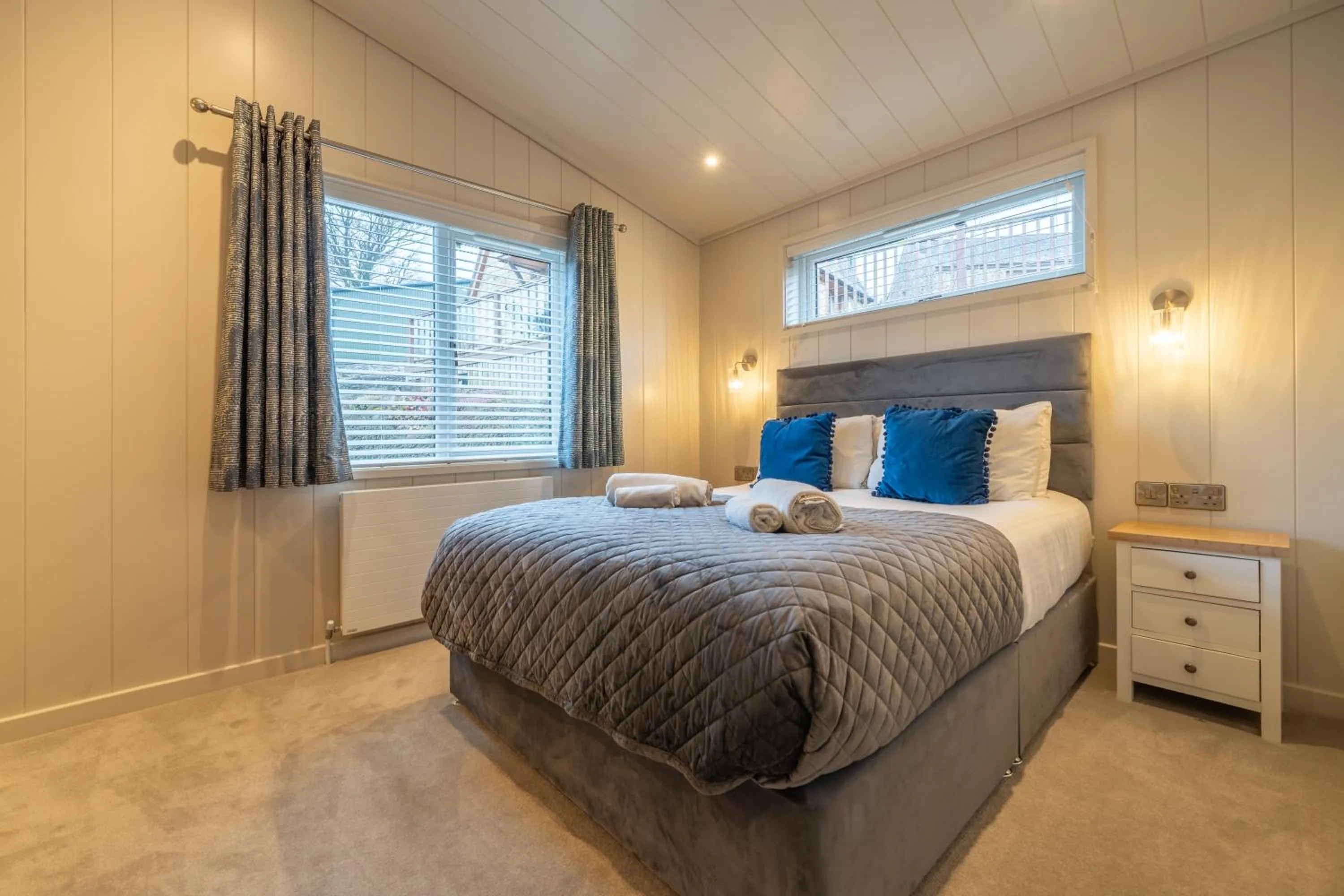 Bed in Barton Lodge