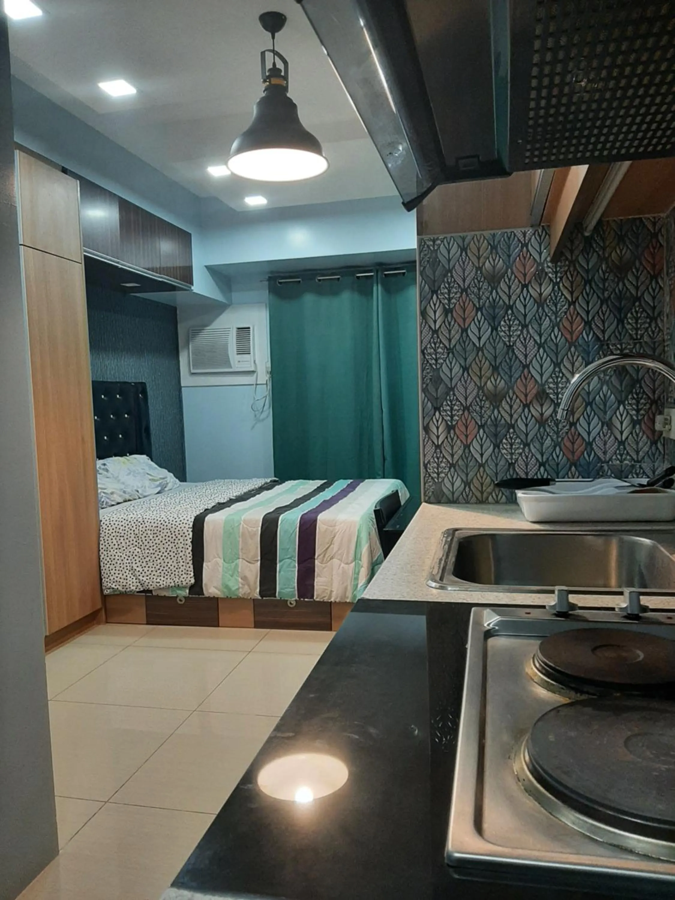 Bed in Horizon 101 Studio Condos by Felicity