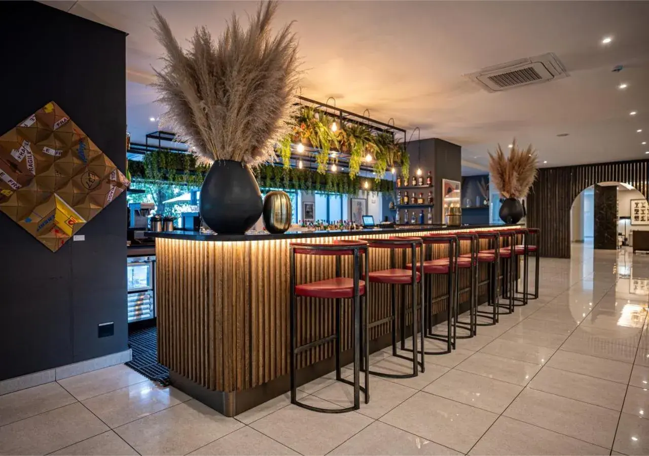 Lounge or bar in The Catalyst Apartment Hotel by NEWMARK Lounge or bar in The Catalyst Apartment Hotel by NEWMARK