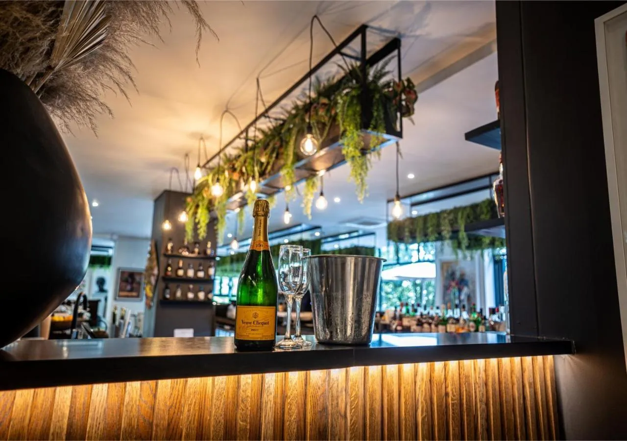 Lounge or bar in The Catalyst Apartment Hotel by NEWMARK