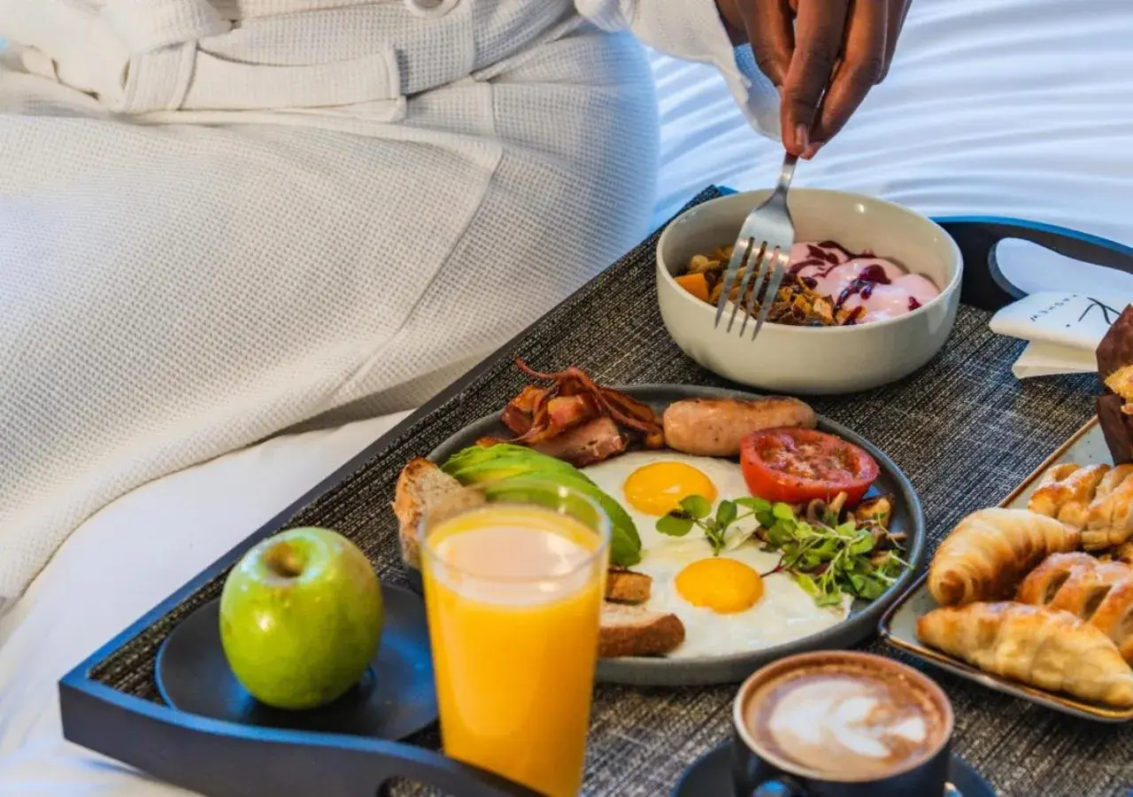 Restaurant/places to eat in The Catalyst Apartment Hotel by NEWMARK Restaurant/places to eat in The Catalyst Apartment Hotel by NEWMARK