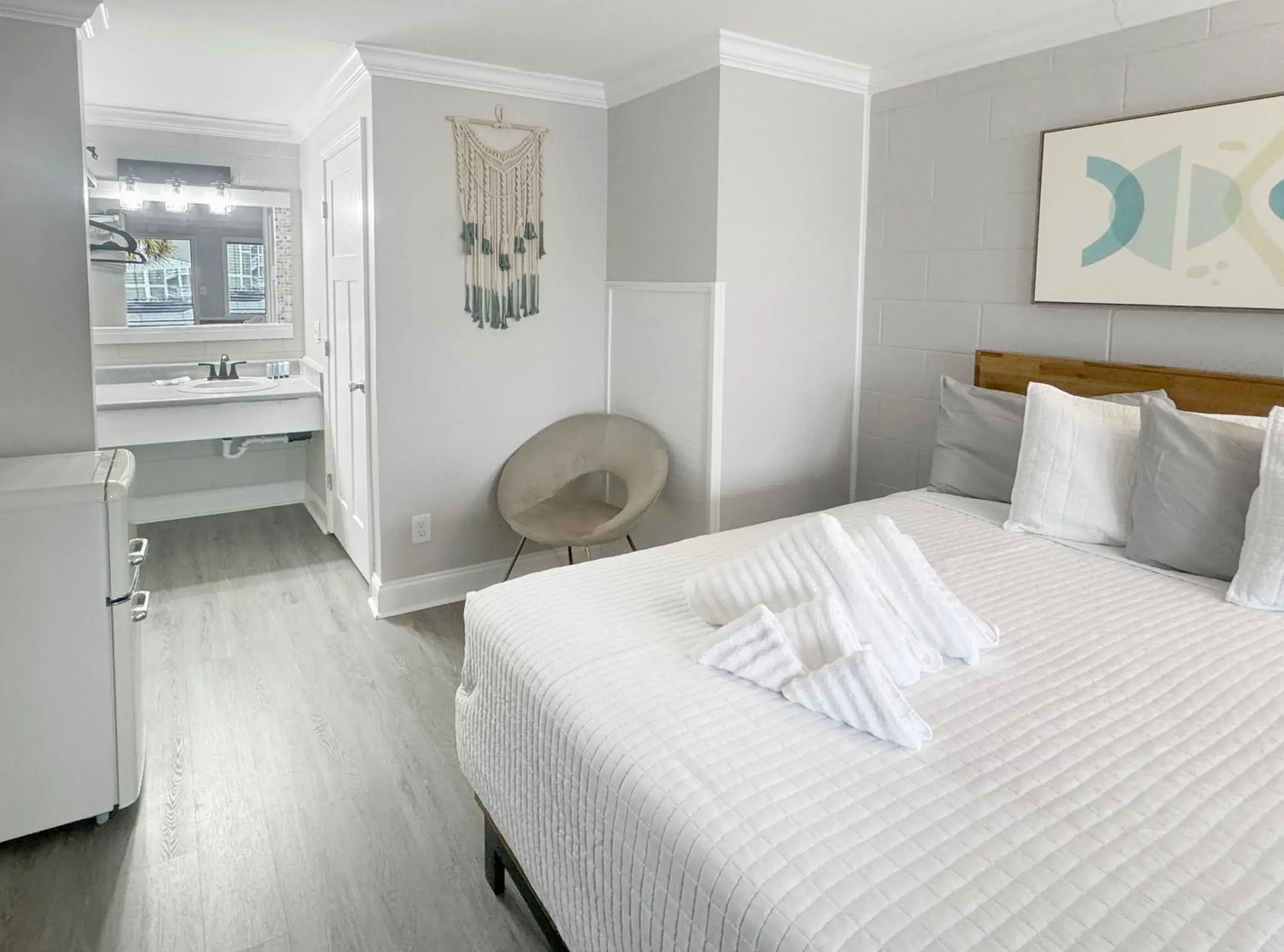 Double Room in Dry Dock Inn Double Room in Dry Dock Inn