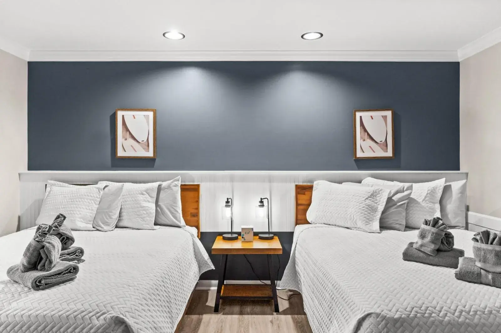 Premium Quadruple Room in Dry Dock Inn Premium Quadruple Room in Dry Dock Inn