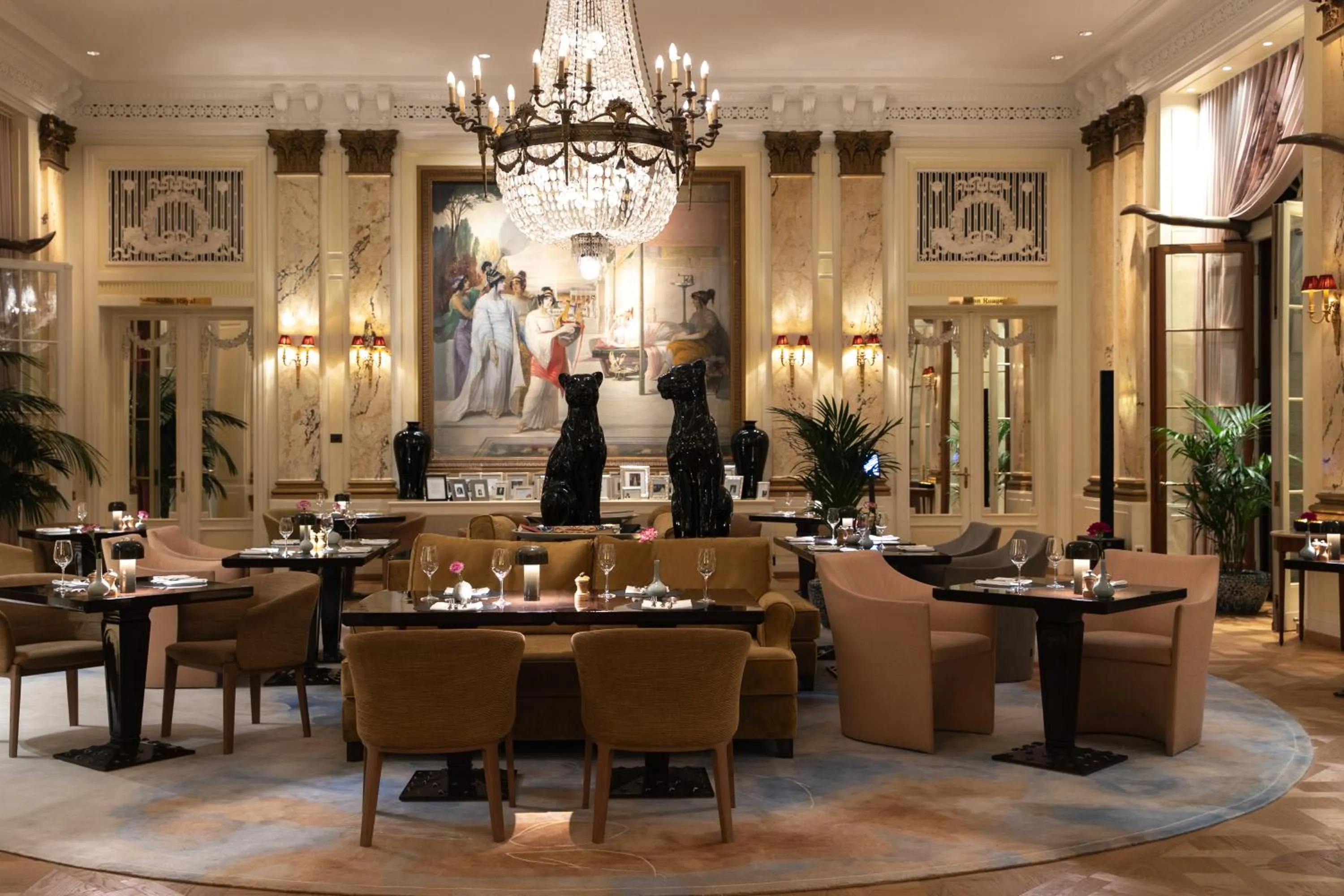 Restaurant/places to eat in Hotel Bellevue Palace Bern