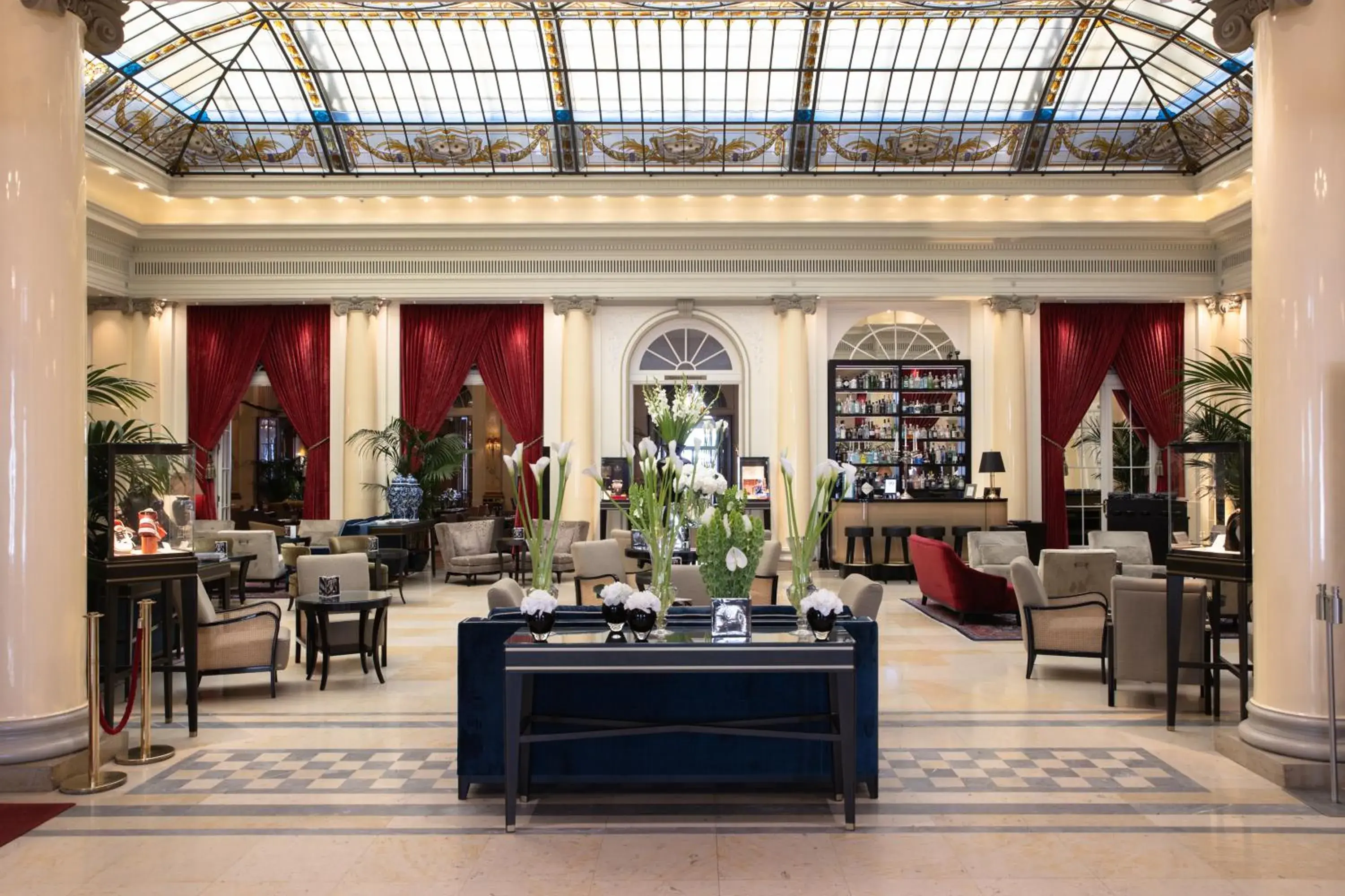 Lobby or reception in Hotel Bellevue Palace Bern Lobby or reception in Hotel Bellevue Palace Bern