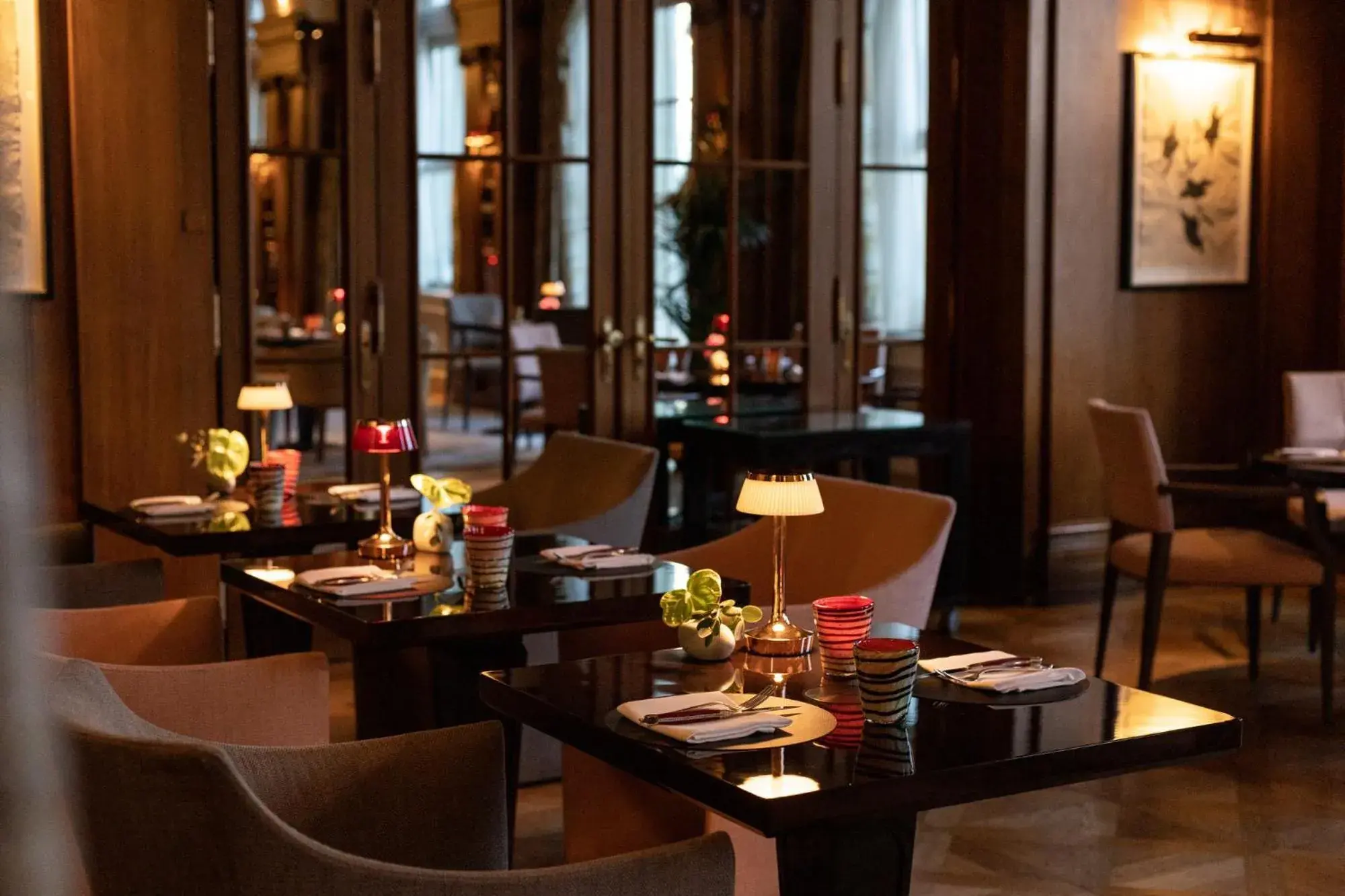 Restaurant/places to eat in Hotel Bellevue Palace Bern Restaurant/places to eat in Hotel Bellevue Palace Bern