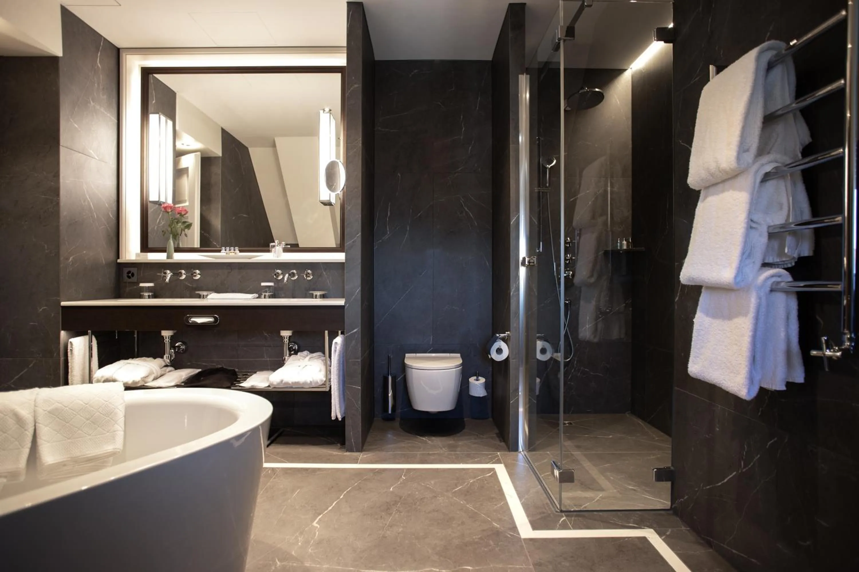 Bathroom in Hotel Bellevue Palace Bern