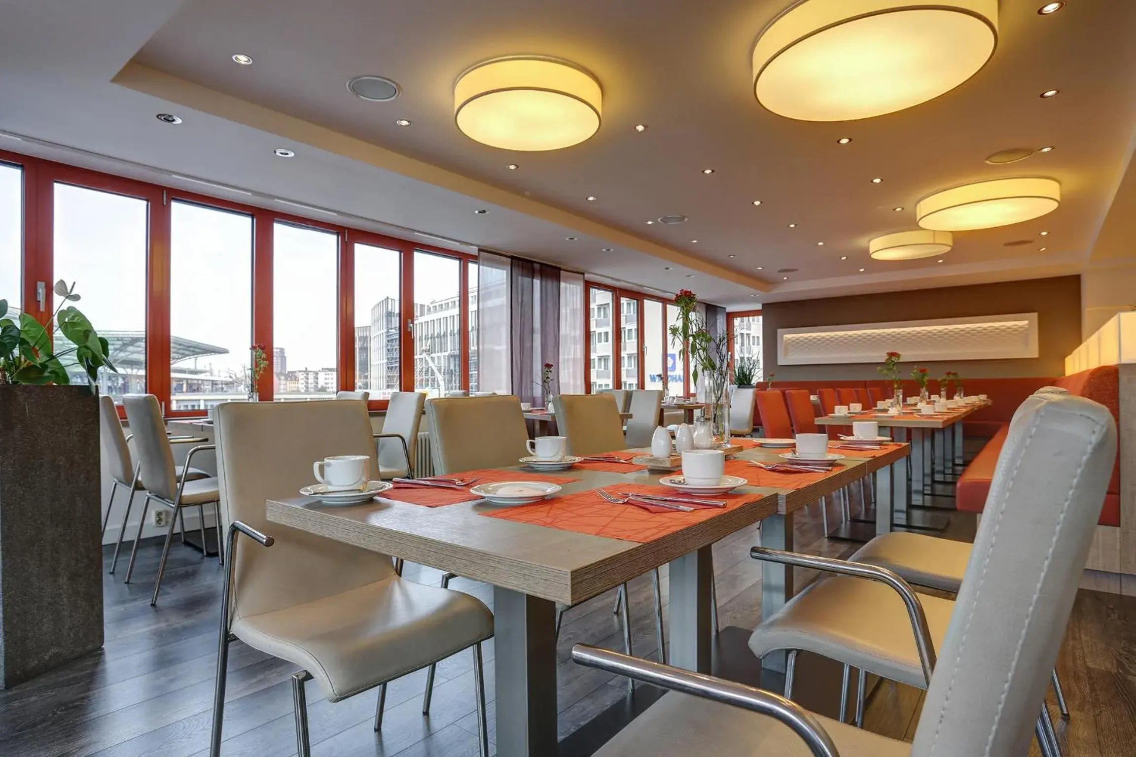 Restaurant/places to eat in Kommerzhotel Köln Restaurant/places to eat in Kommerzhotel Köln