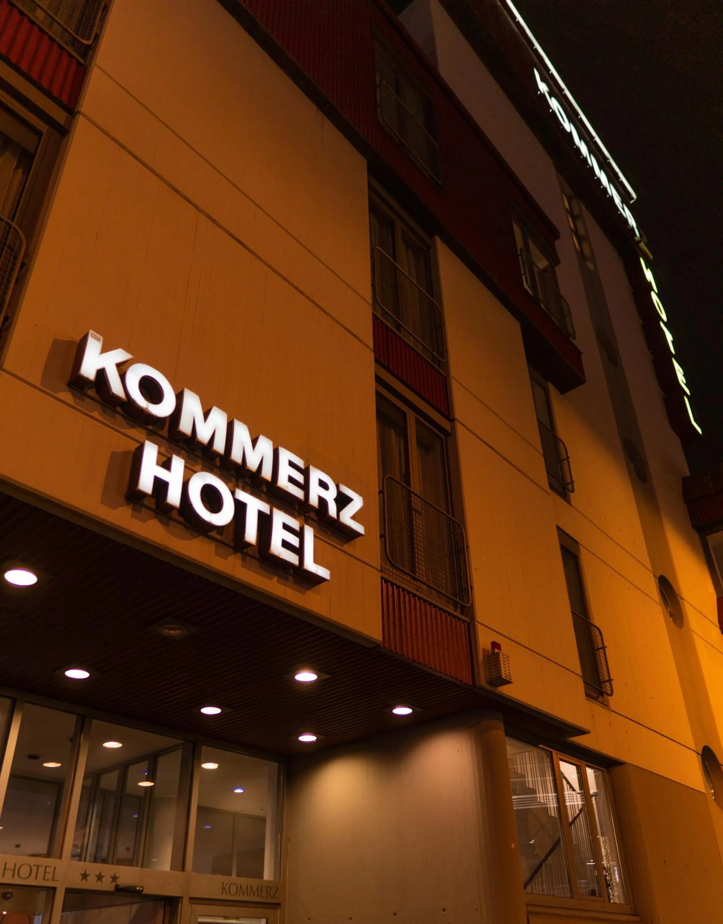 Property building in Kommerzhotel Köln