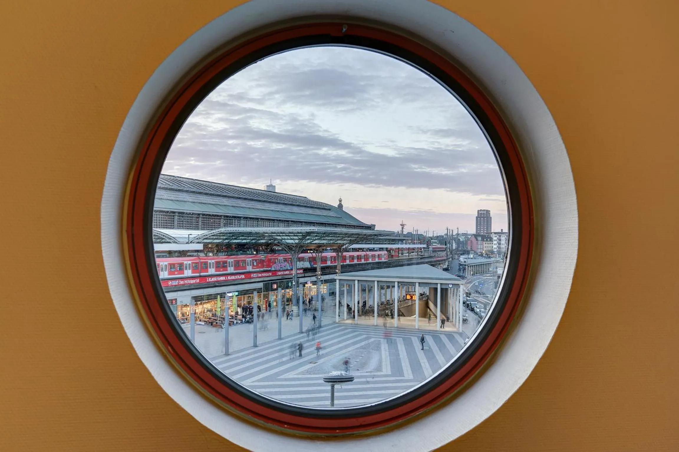 City view in Kommerzhotel Köln