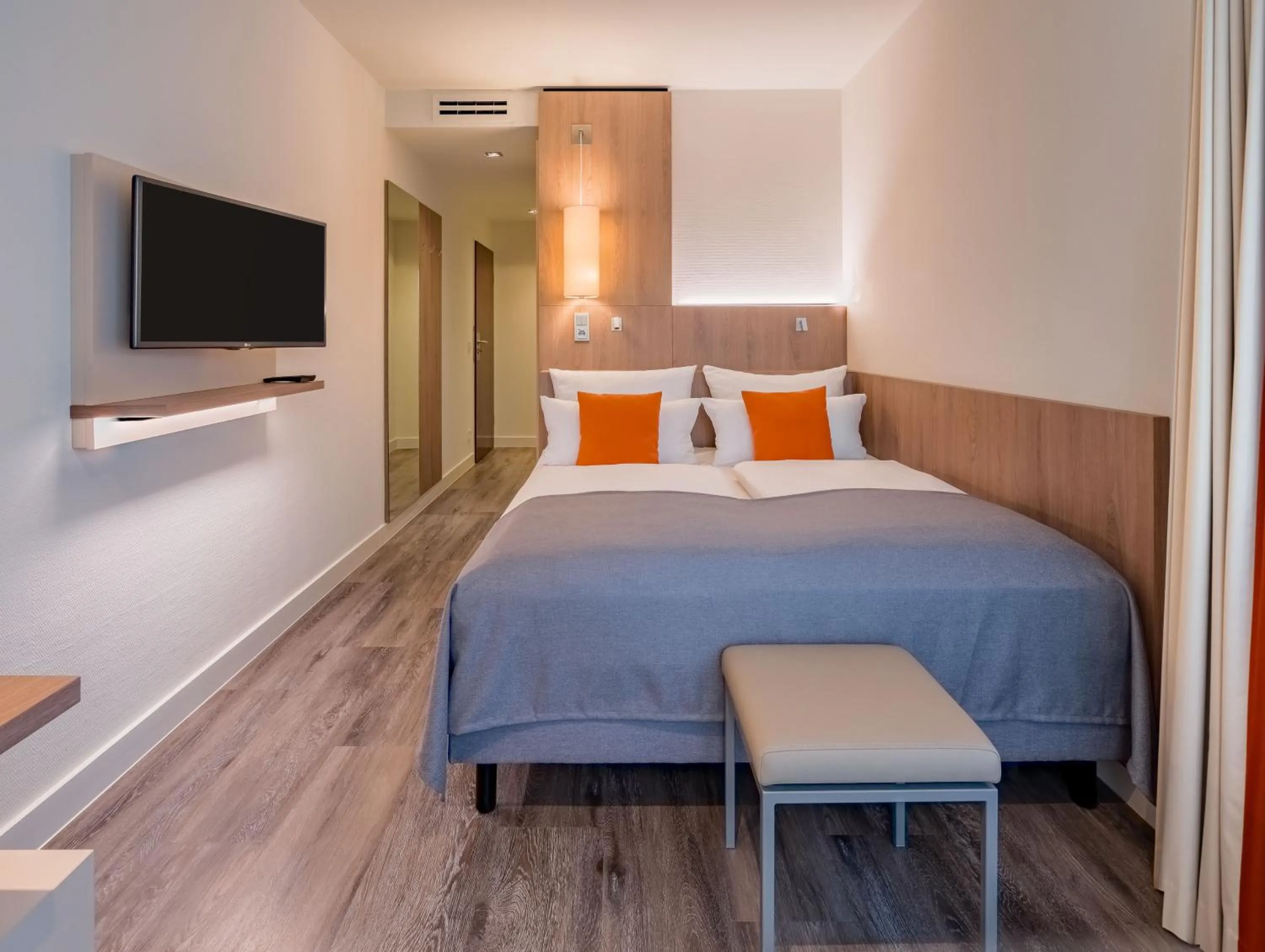 Bed in Kommerzhotel Köln