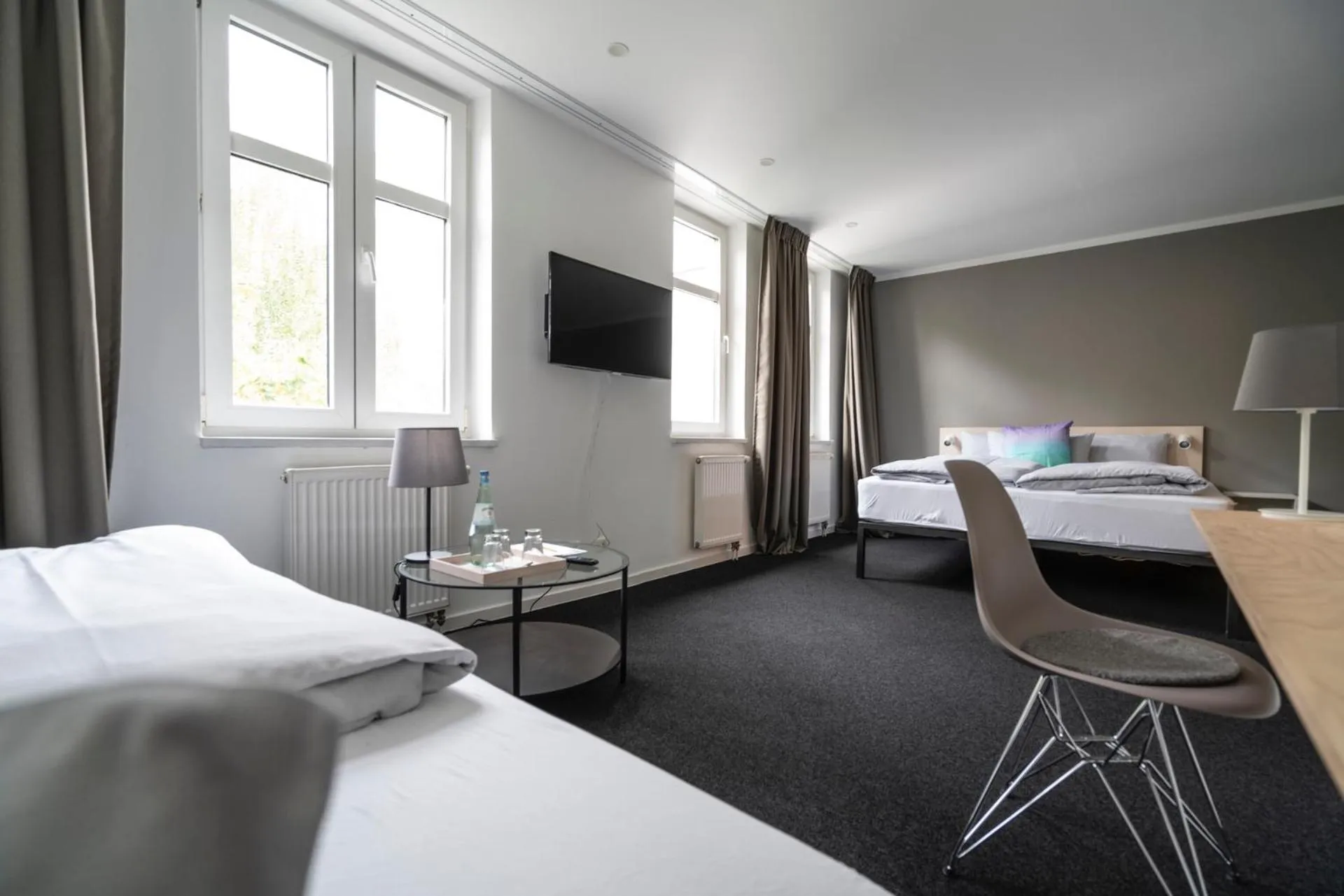 Photo of the whole room, Bed in BIG MAMA Leipzig