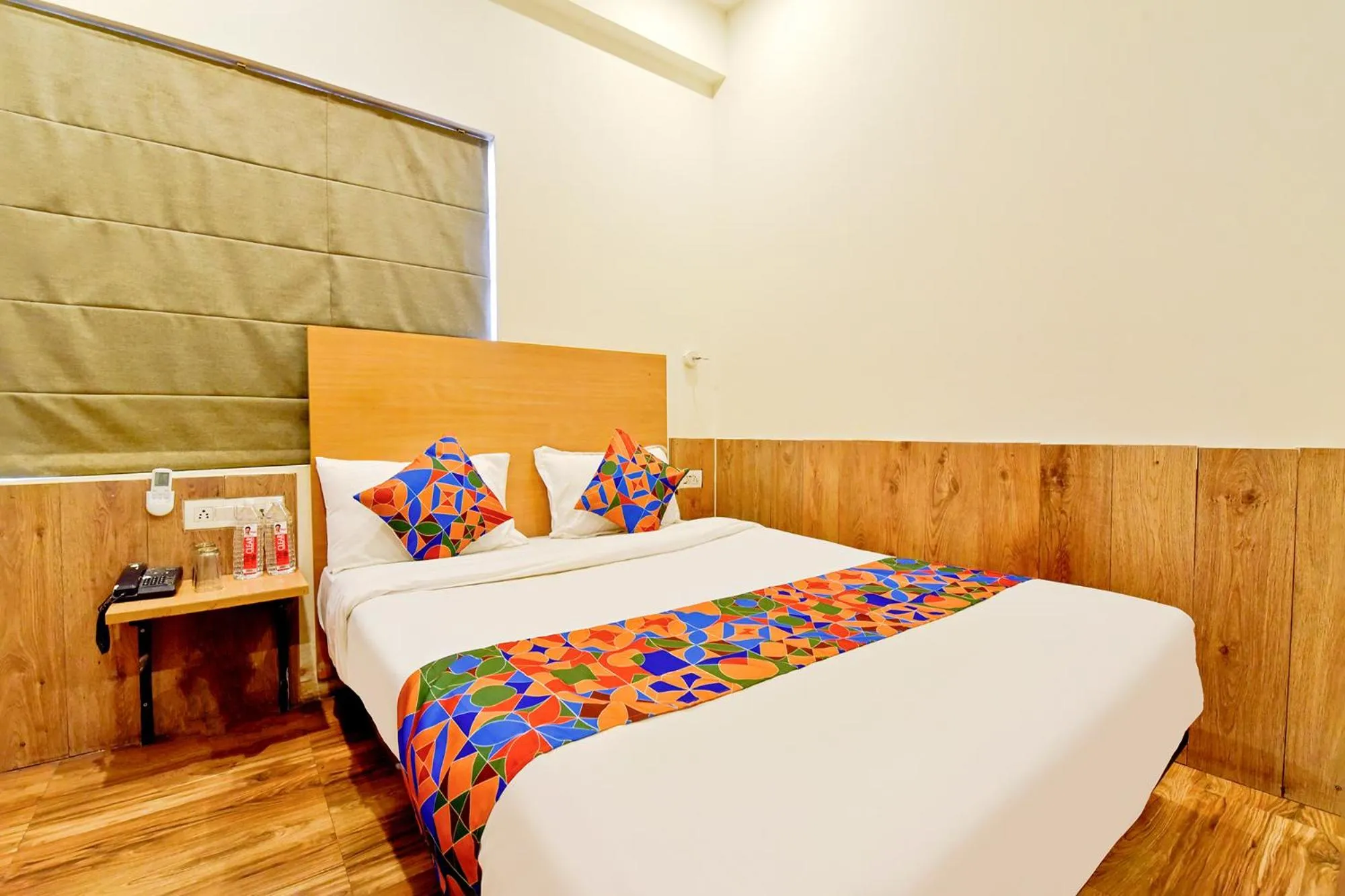 Bed in OYO 79651 TownHouse OTH Buddhi