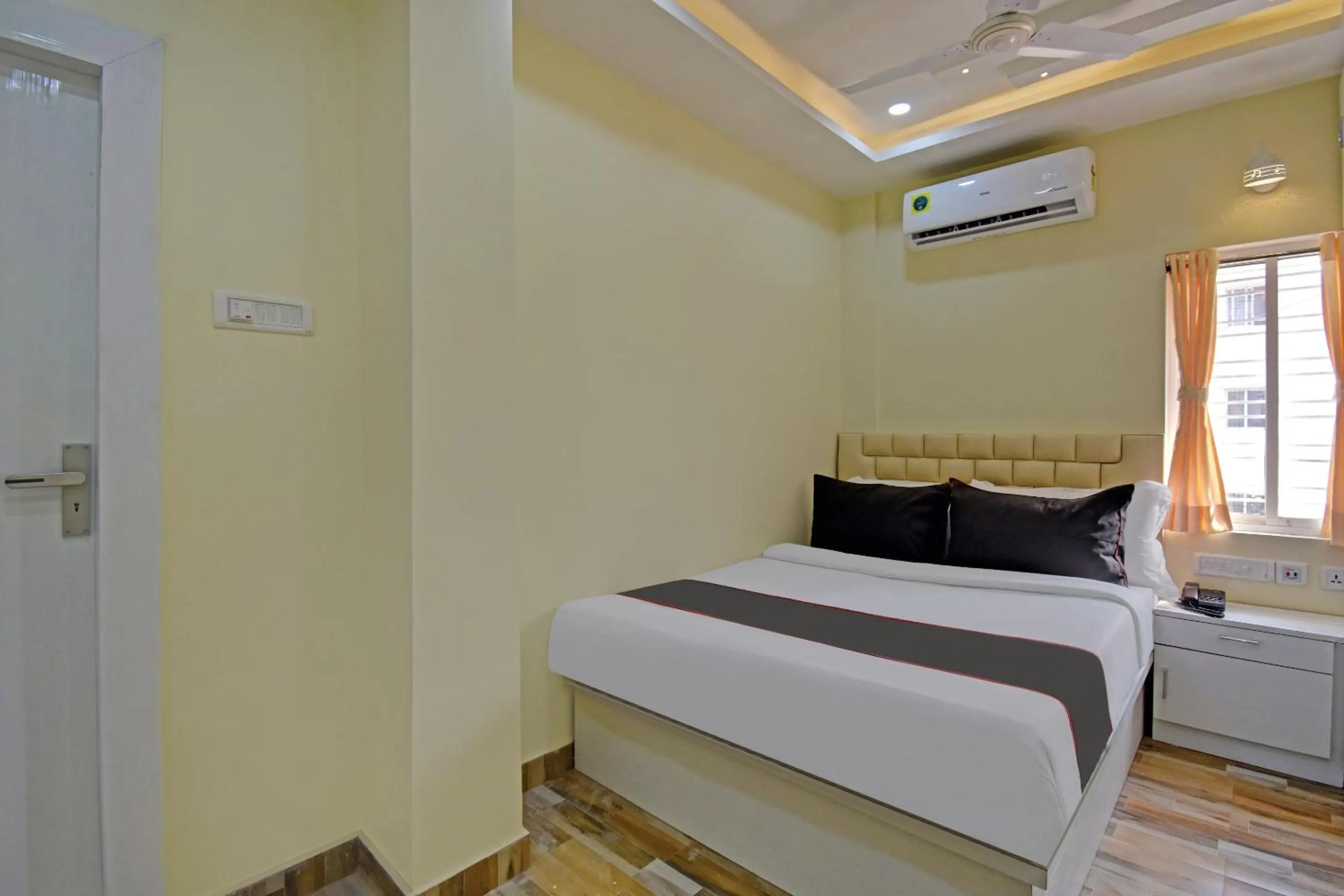 Bedroom, Bed in Collection O Ketan Regency Near Acropolis Mall